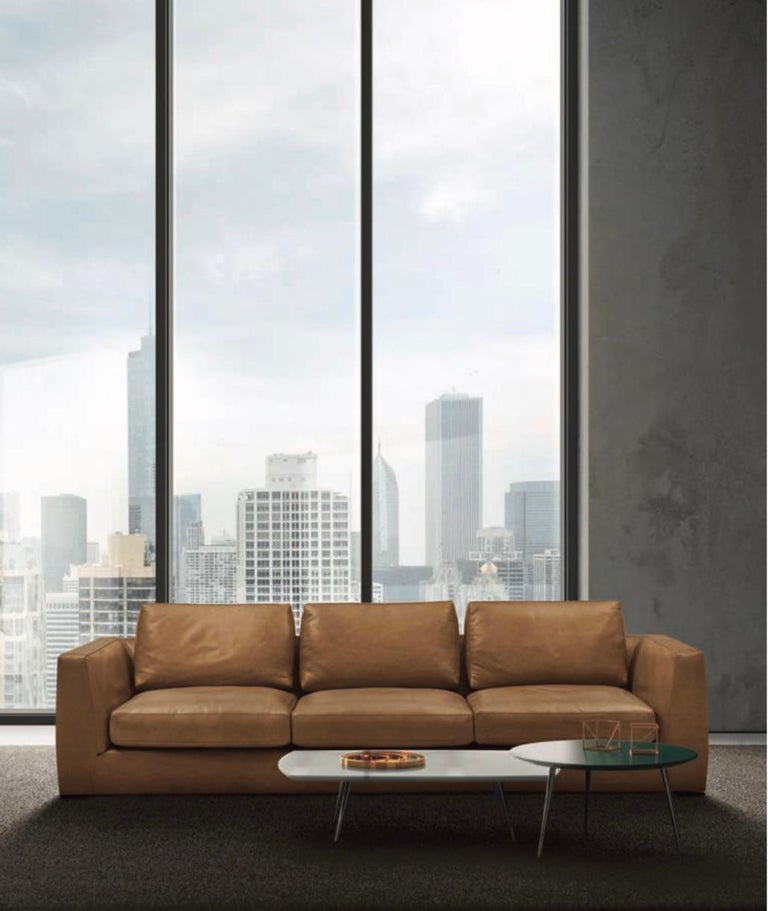 Italian Modern Lond Sofa, Made in Italy, Contemporary Design For Sale