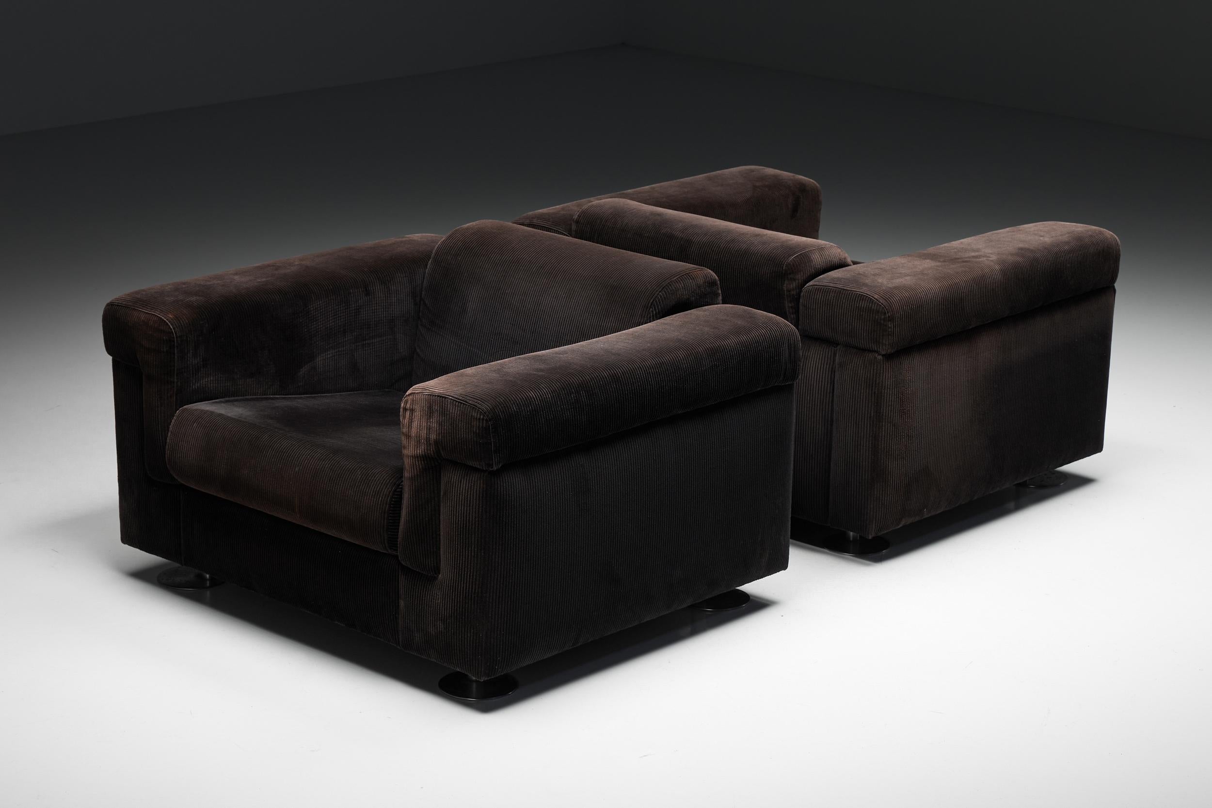 Mid-Century Modern Italian Modern Lounge Chair by Borsani & Bonetti for Tecno, Velvet, 1966