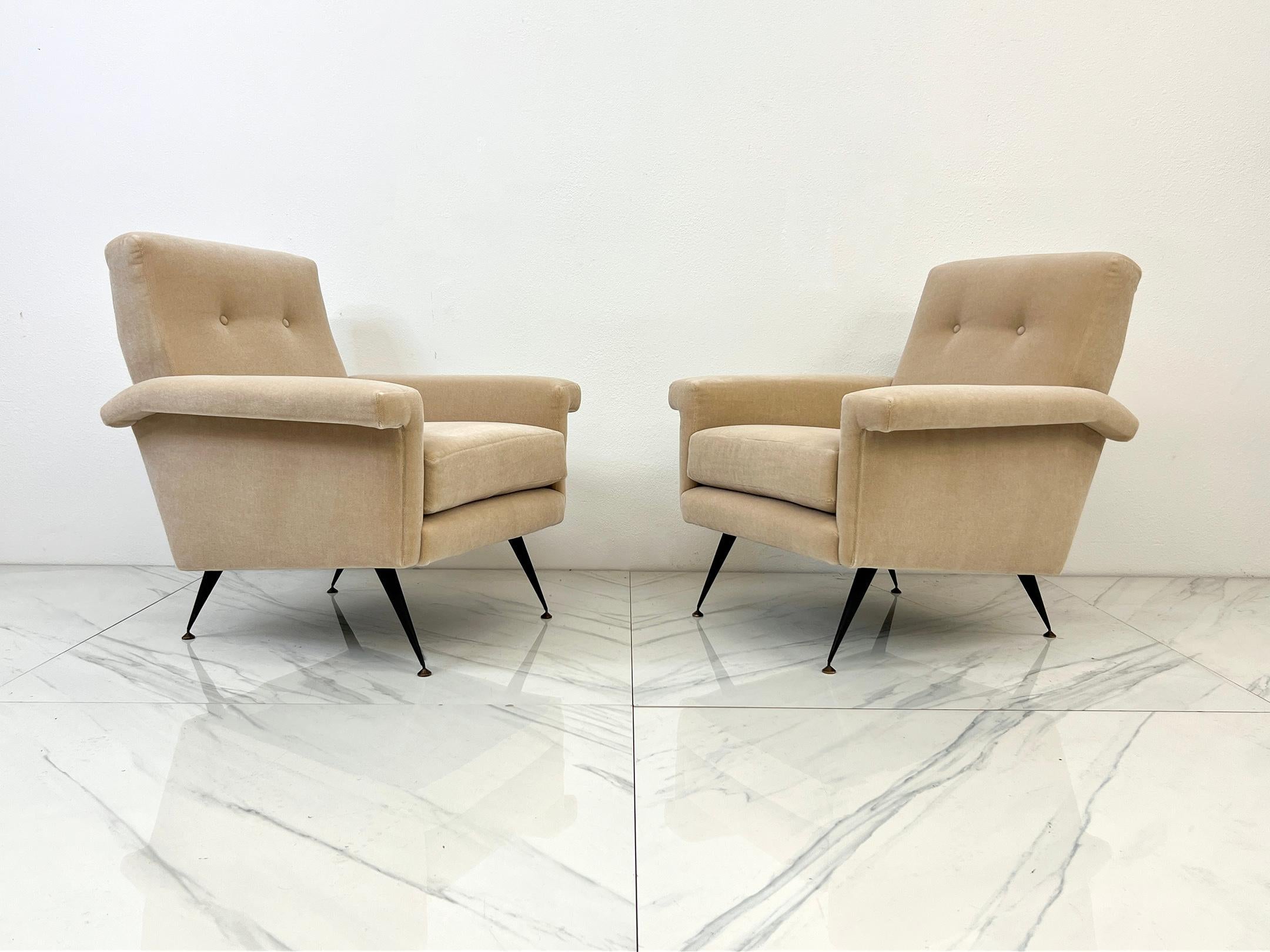 Mid-20th Century Italian Modern Lounge Chairs in Mohair, A Pair, 1960's