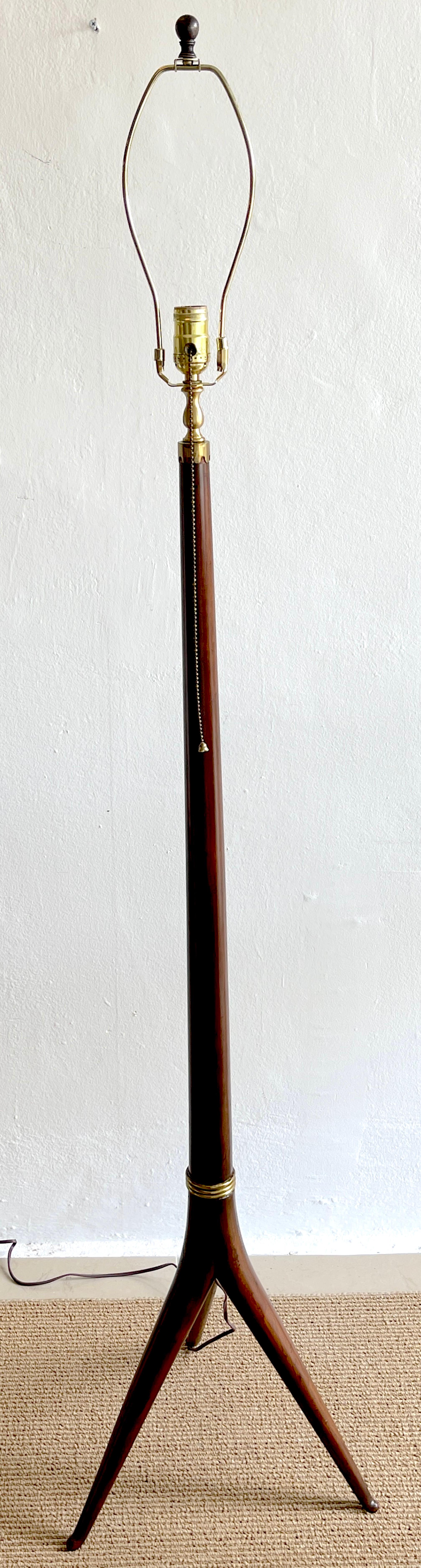 Italian Modern Hardwood & Brass Floor Lamp, Manner of Gio Ponti 4