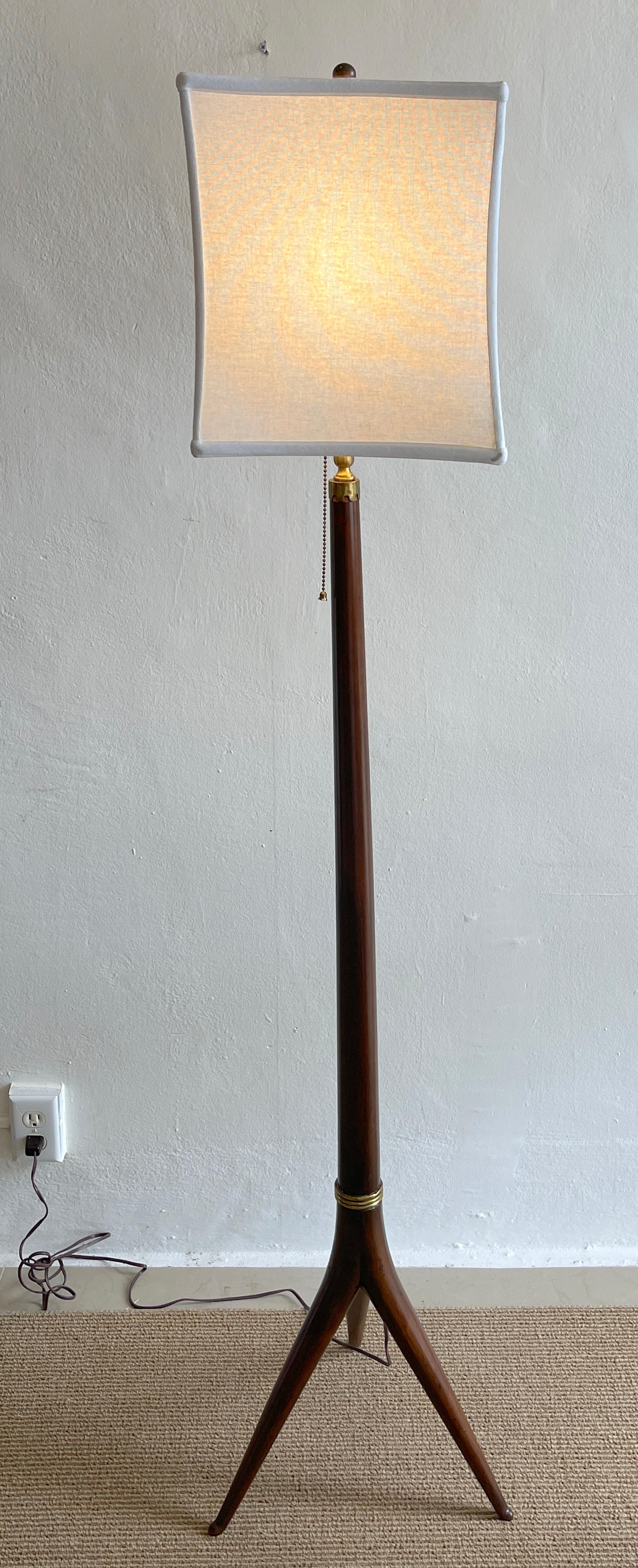 20th Century Italian Modern Hardwood & Brass Floor Lamp, Manner of Gio Ponti
