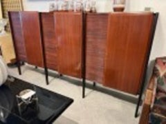 Credenza moderna italiana in mogano