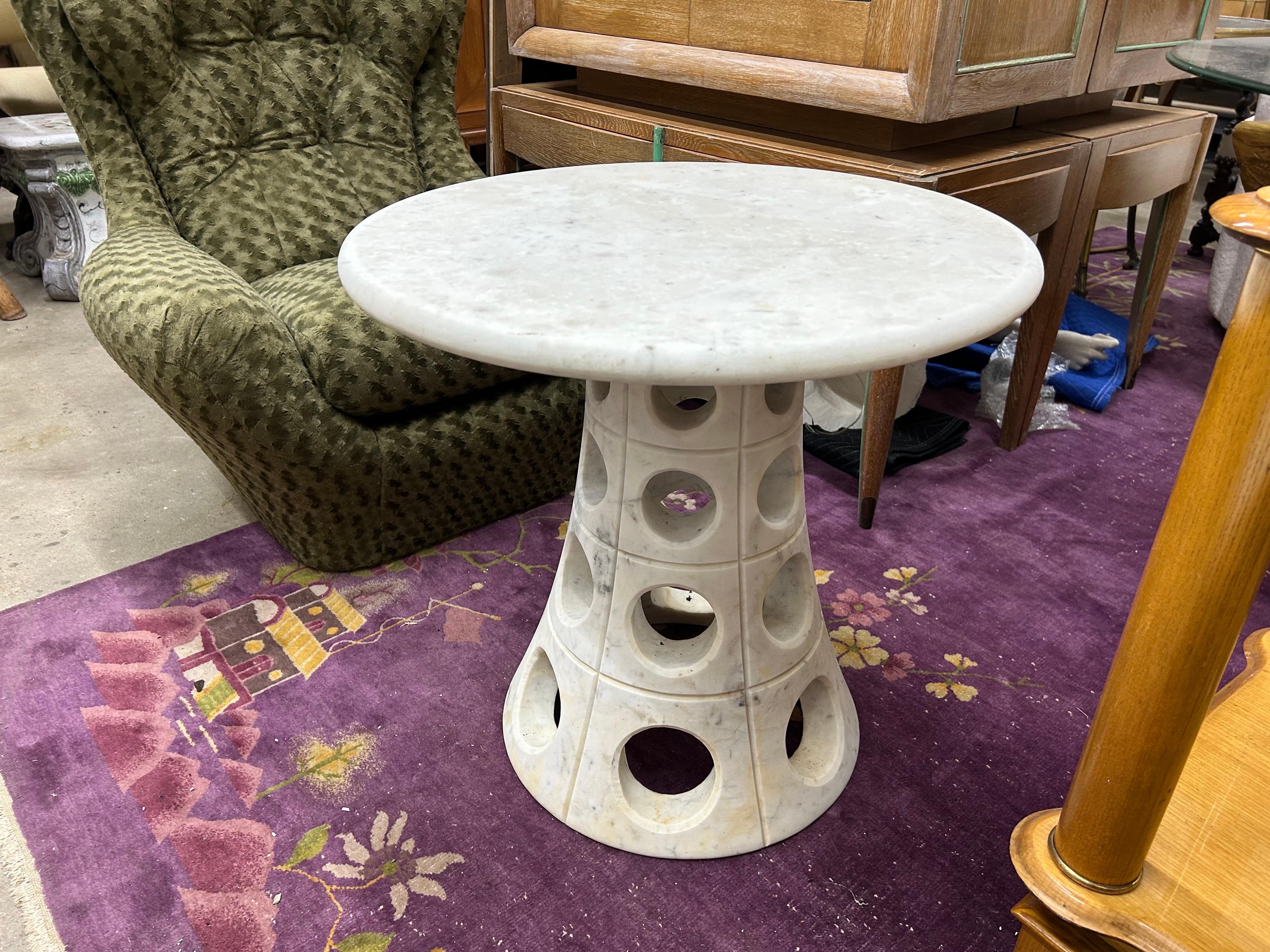 Mesa de mármol moderna italiana Mármol en venta