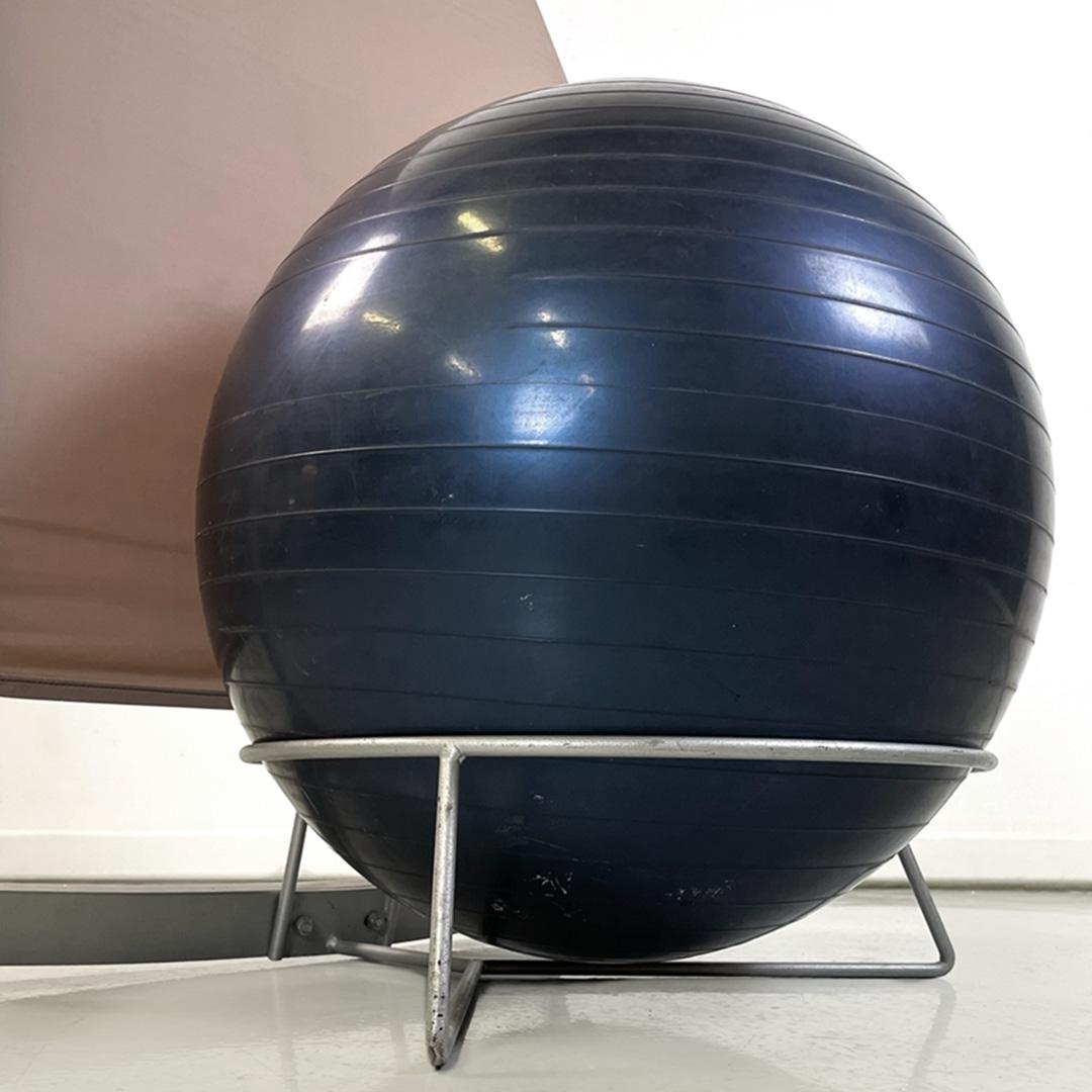 Fauteuil moderne italien à boules bleues San Siro conçu par Fabrizio Ballardini, 1995 1