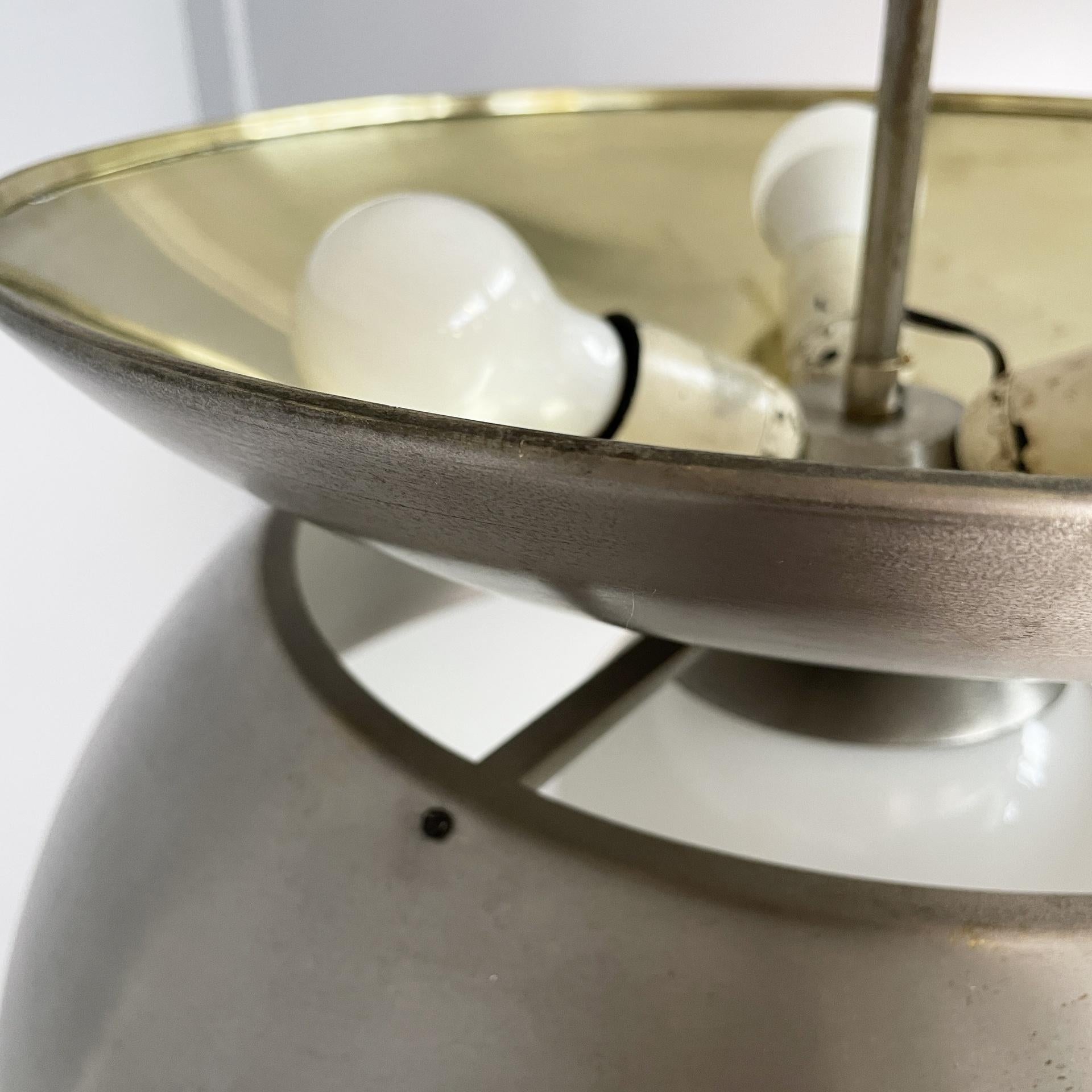 Lampadario moderno italiano in metallo Cetra di Vico Magistretti per Artemide, anni '70 in vendita 11