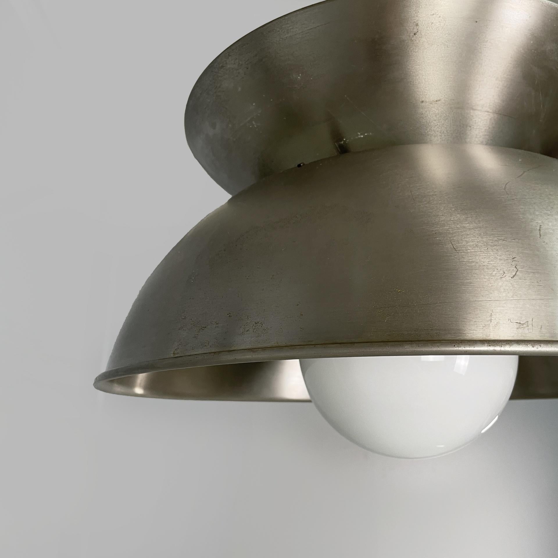 Lampadario moderno italiano in metallo Cetra di Vico Magistretti per Artemide, anni '70 In condizioni discrete in vendita a MIlano, IT