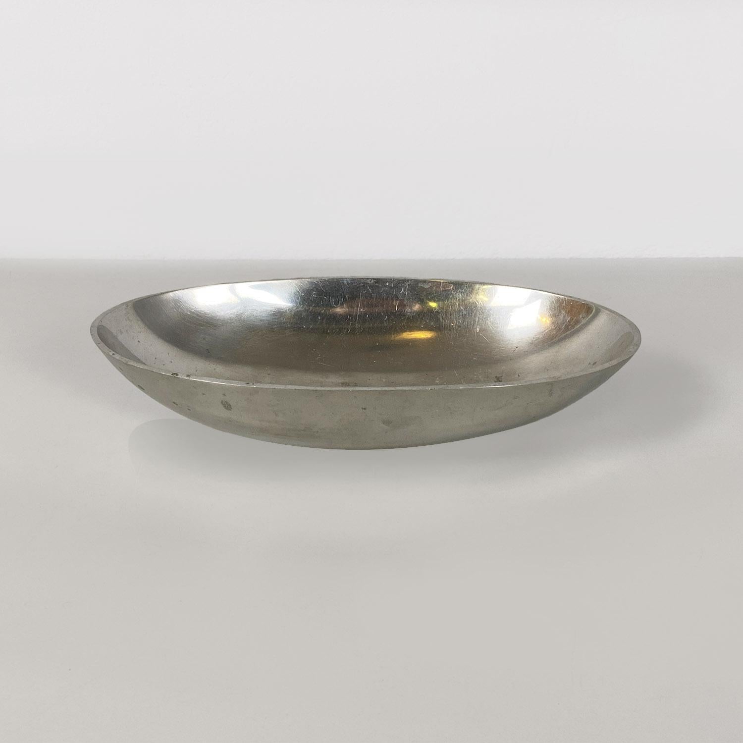 Modern Italian modern metal oval serving bowl or container by La Rinascente, 1990s For Sale