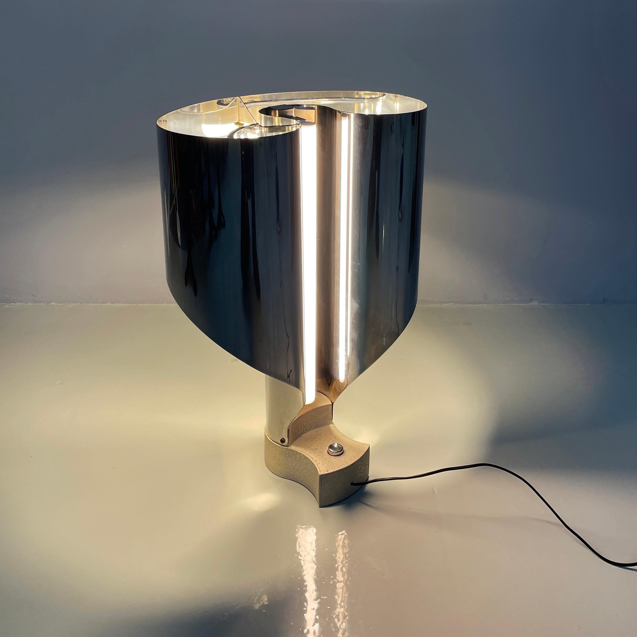 Lámparas de mesa Spinnaker italianas modernas de metal Corsini & Wiskemann para Stilnovo 1970 Italiano en venta