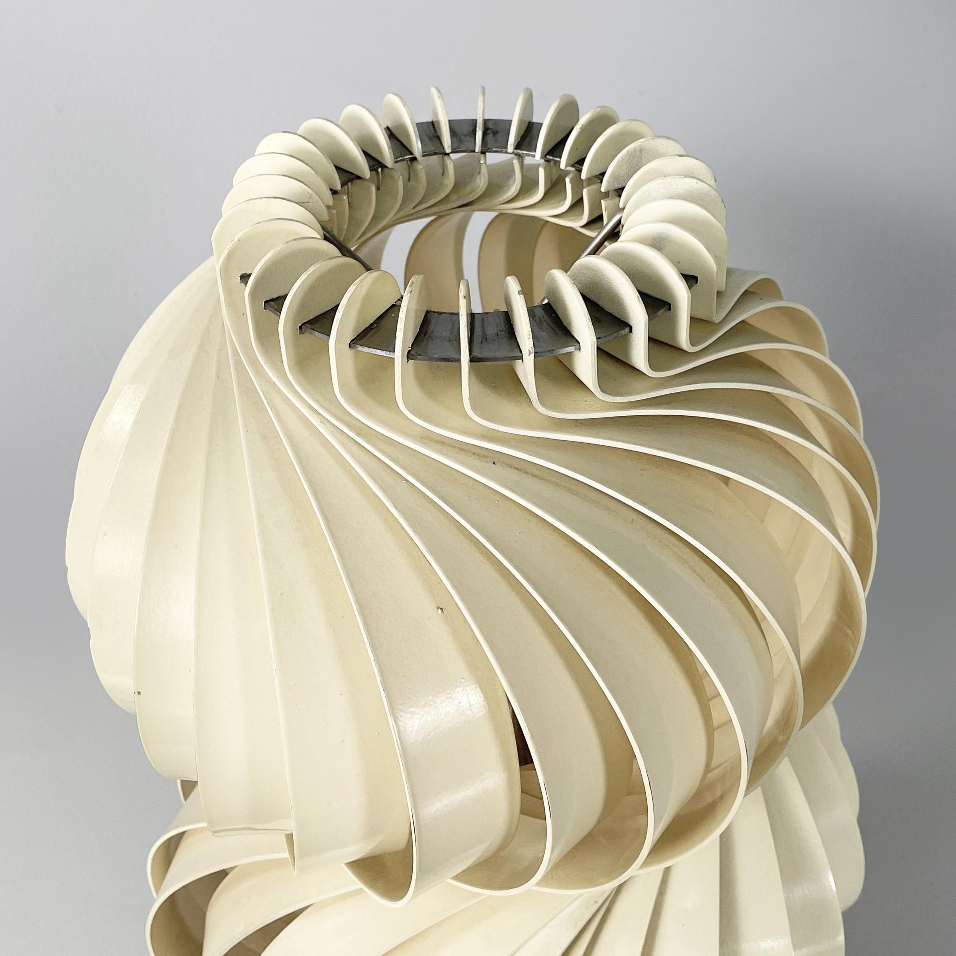 Italian modern metal table lamp Medusa by Olaf von Bohr for Valenti, 1970s For Sale 1