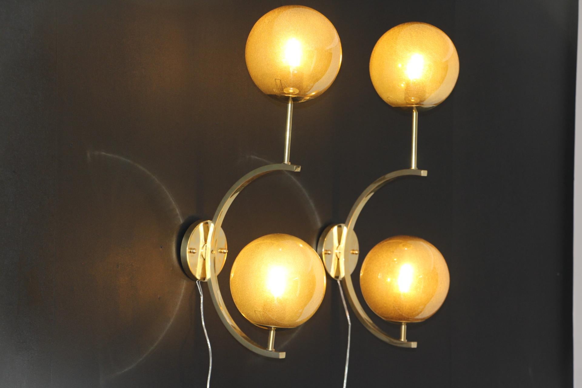 Modern Midcentury Pair of Brass and Gold Mercurised Glass Sconces Wall Lights For Sale 4