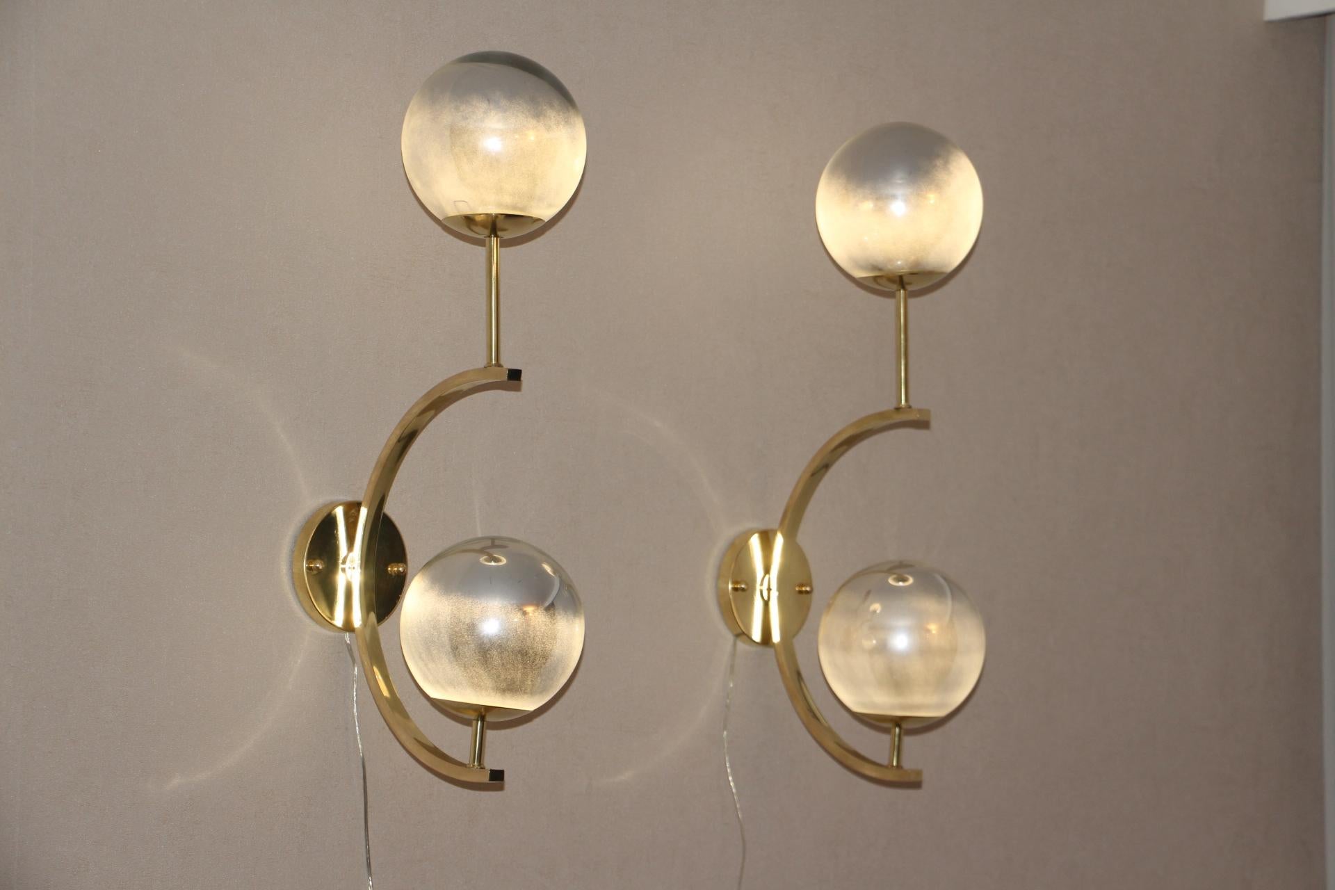 Italian Modern Midcentury Pair of Brass and Mercurised Sliver Glass Sconces 6