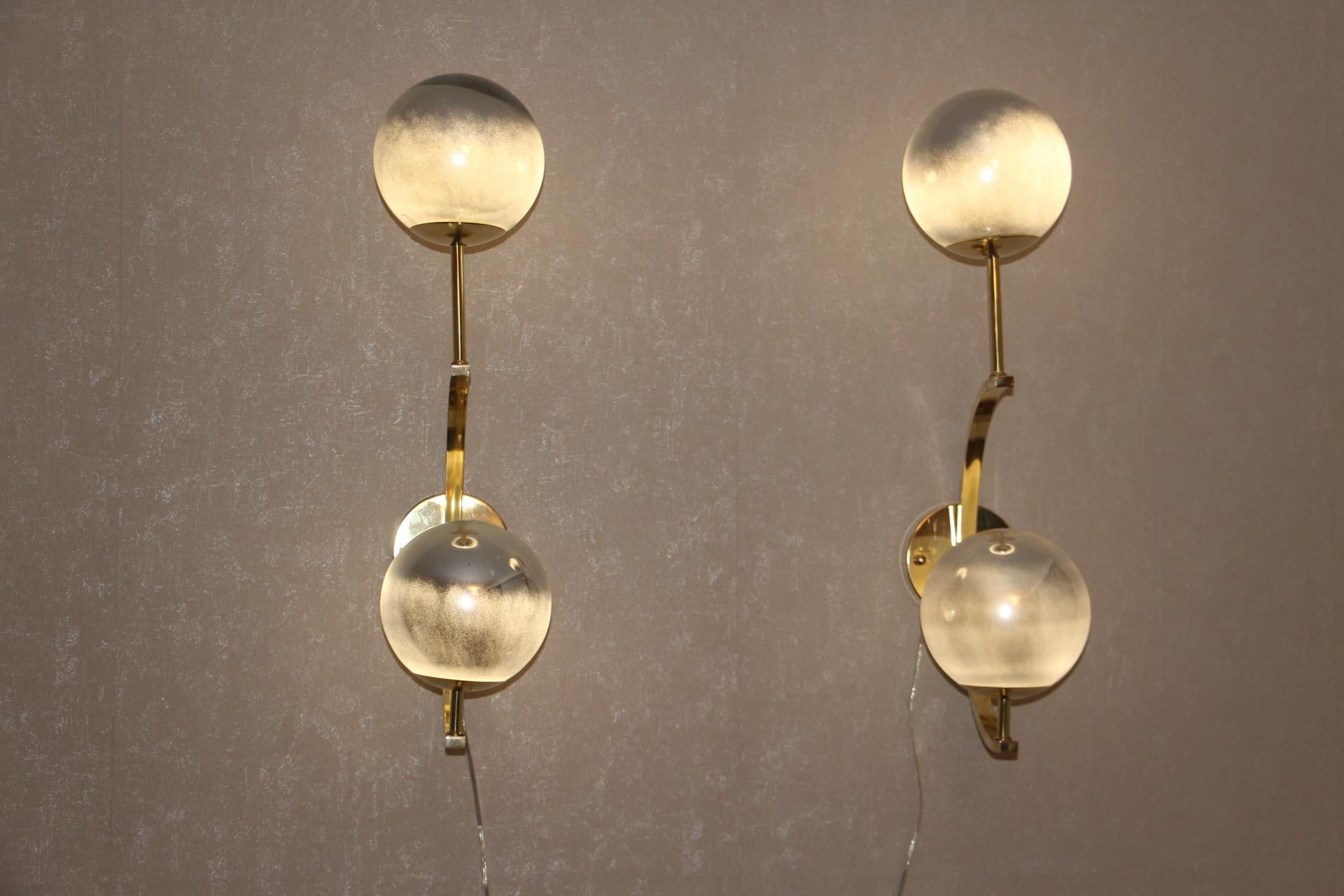 Italian Modern Midcentury Pair of Brass and Mercurised Sliver Glass Sconces 7