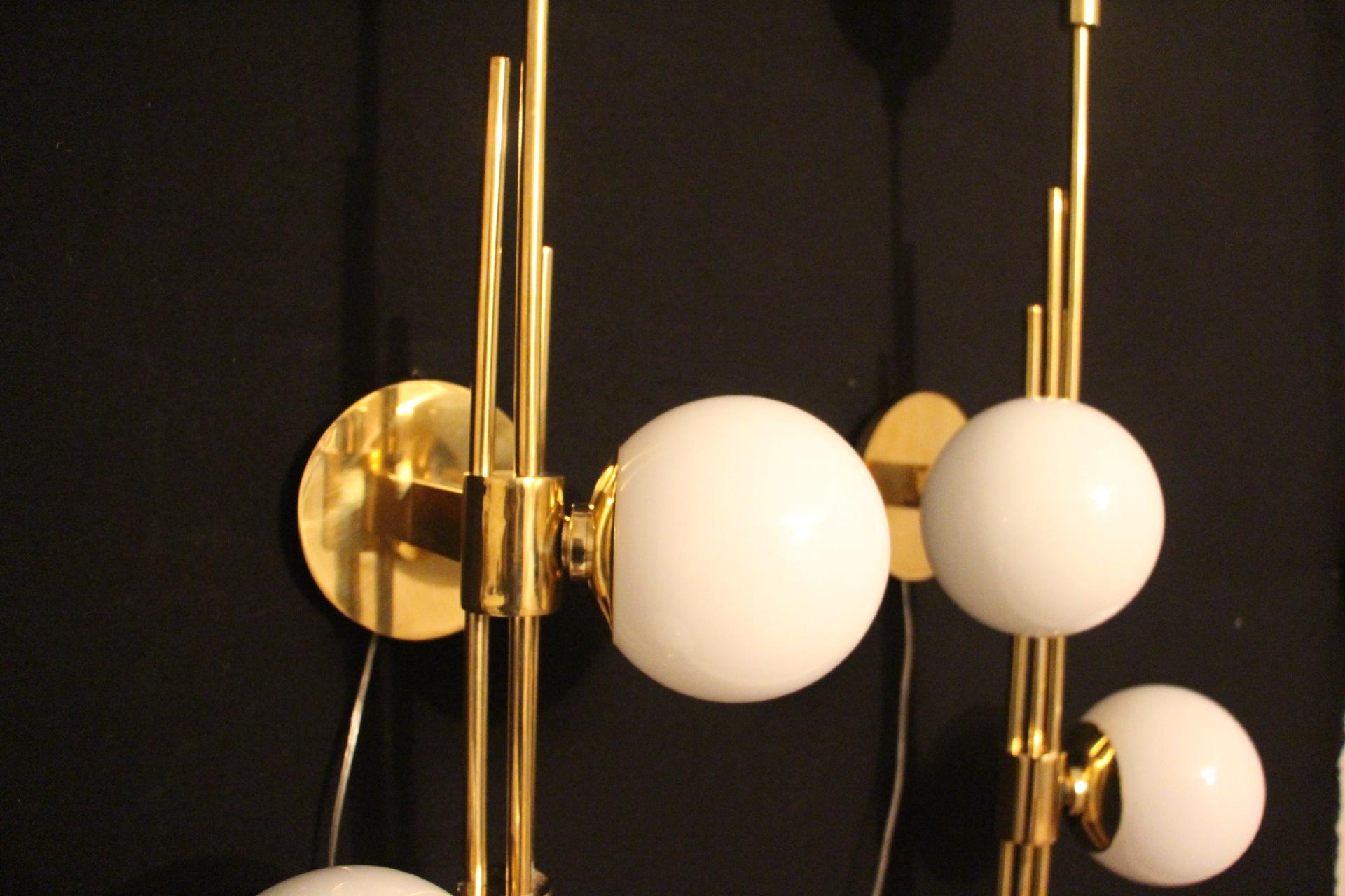Modern Pair of Brass and White Glass Sconces, Stilnovo Style Wall Lights In Excellent Condition In Saint-Ouen, FR