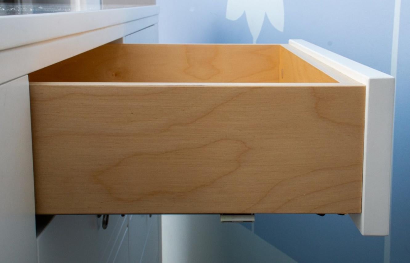Italian Modern Minimalist Wood 6-Drawer Dresser 3