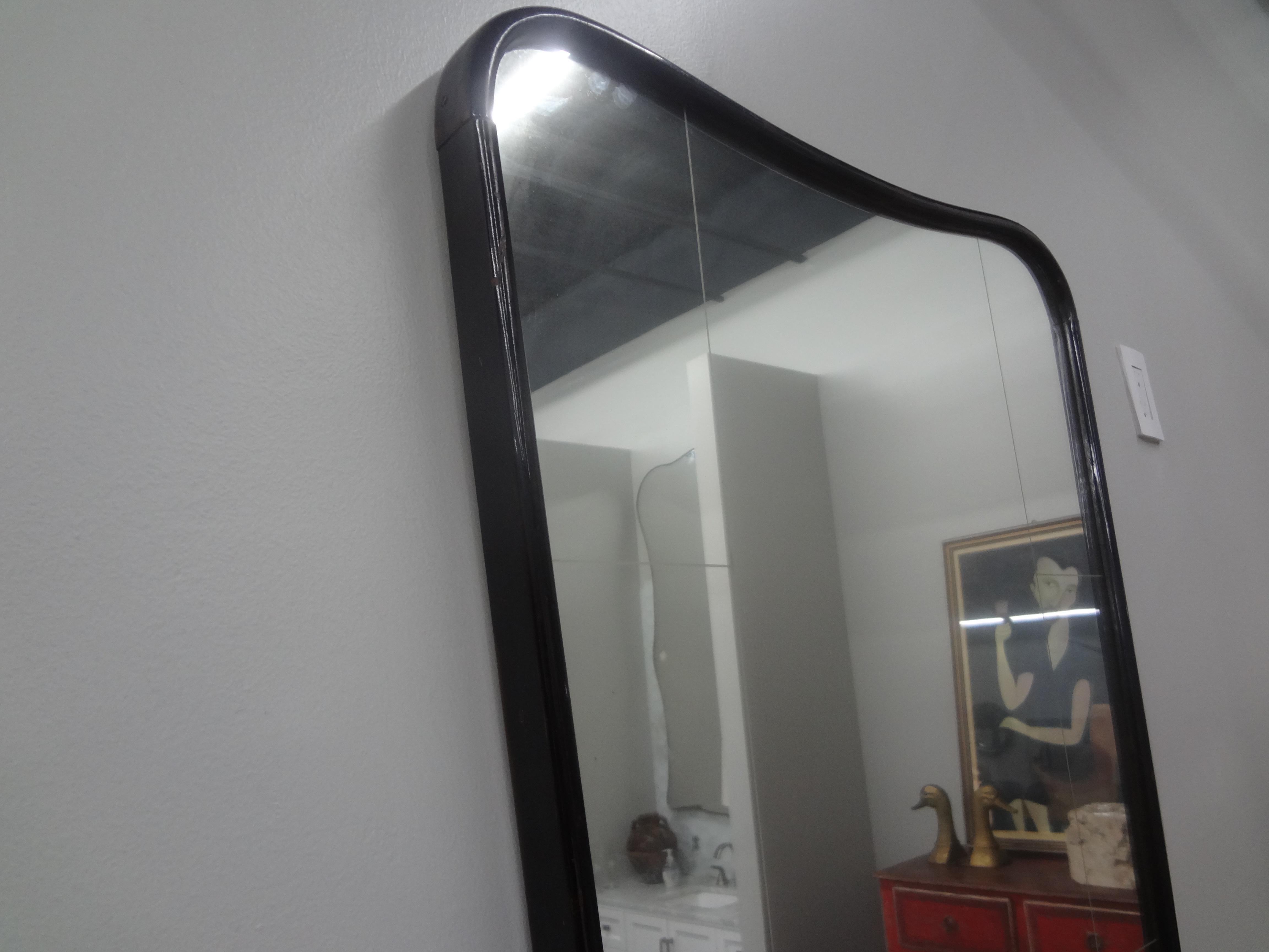 Moderner italienischer Spiegel, Ico Parisi zugeschrieben (Moderne der Mitte des Jahrhunderts) im Angebot