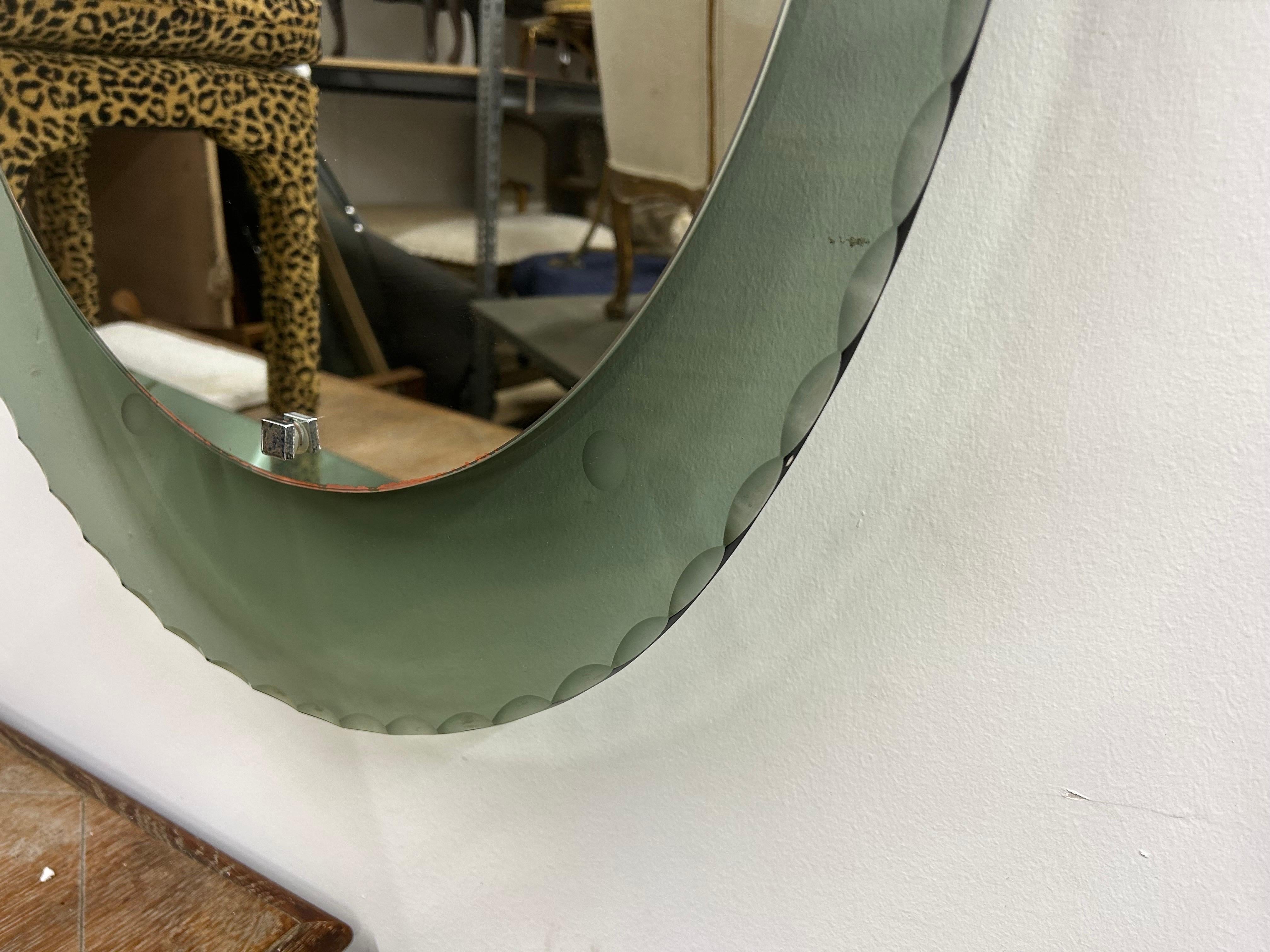 Espejo moderno italiano inspirado en Fontana Arte Vidrio en venta
