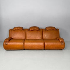 Italian modern modular brown leather sofa, 1970s