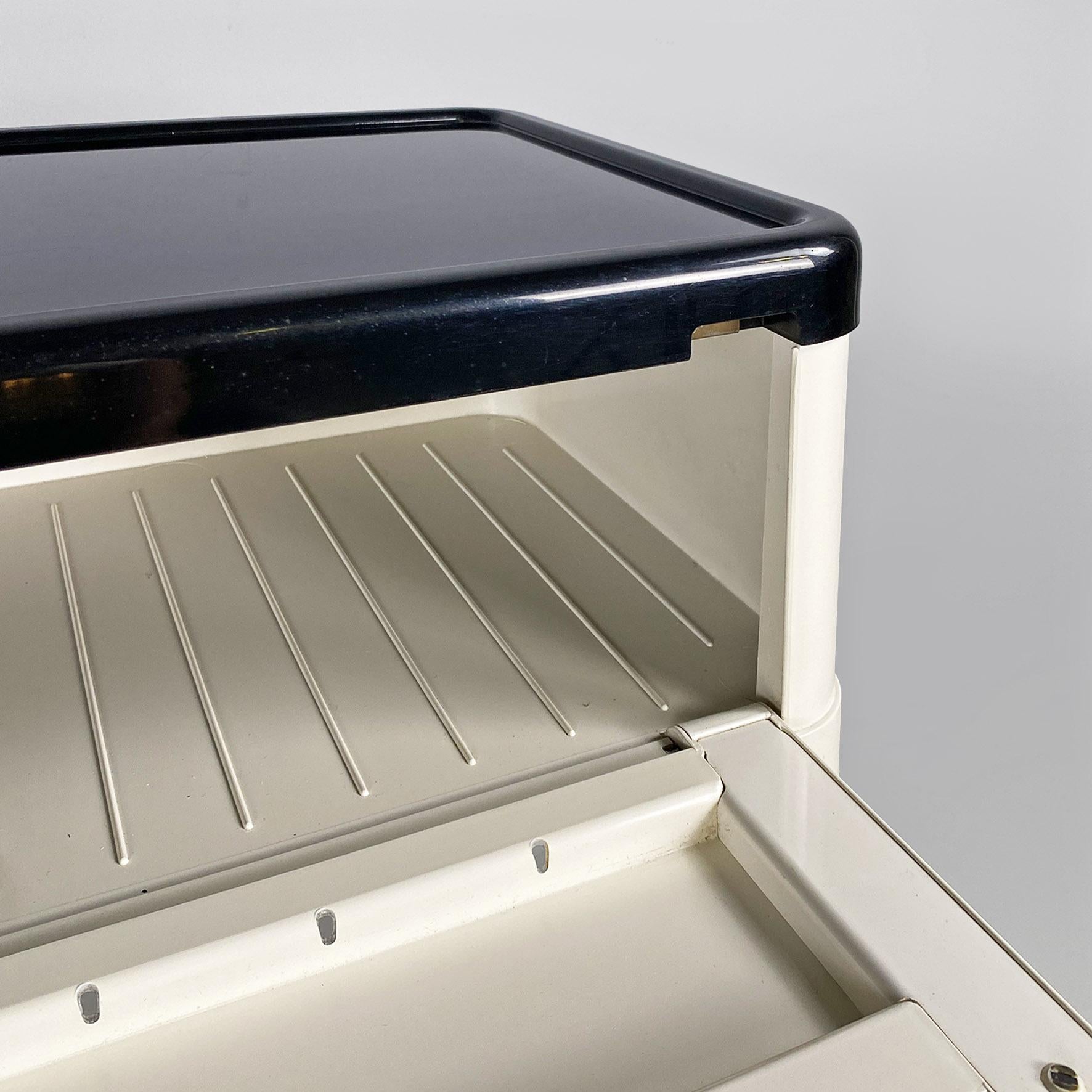 Italian modern modular chest of drawer 4964 by Olaf Von Bohr for Kartell, 1970s 5