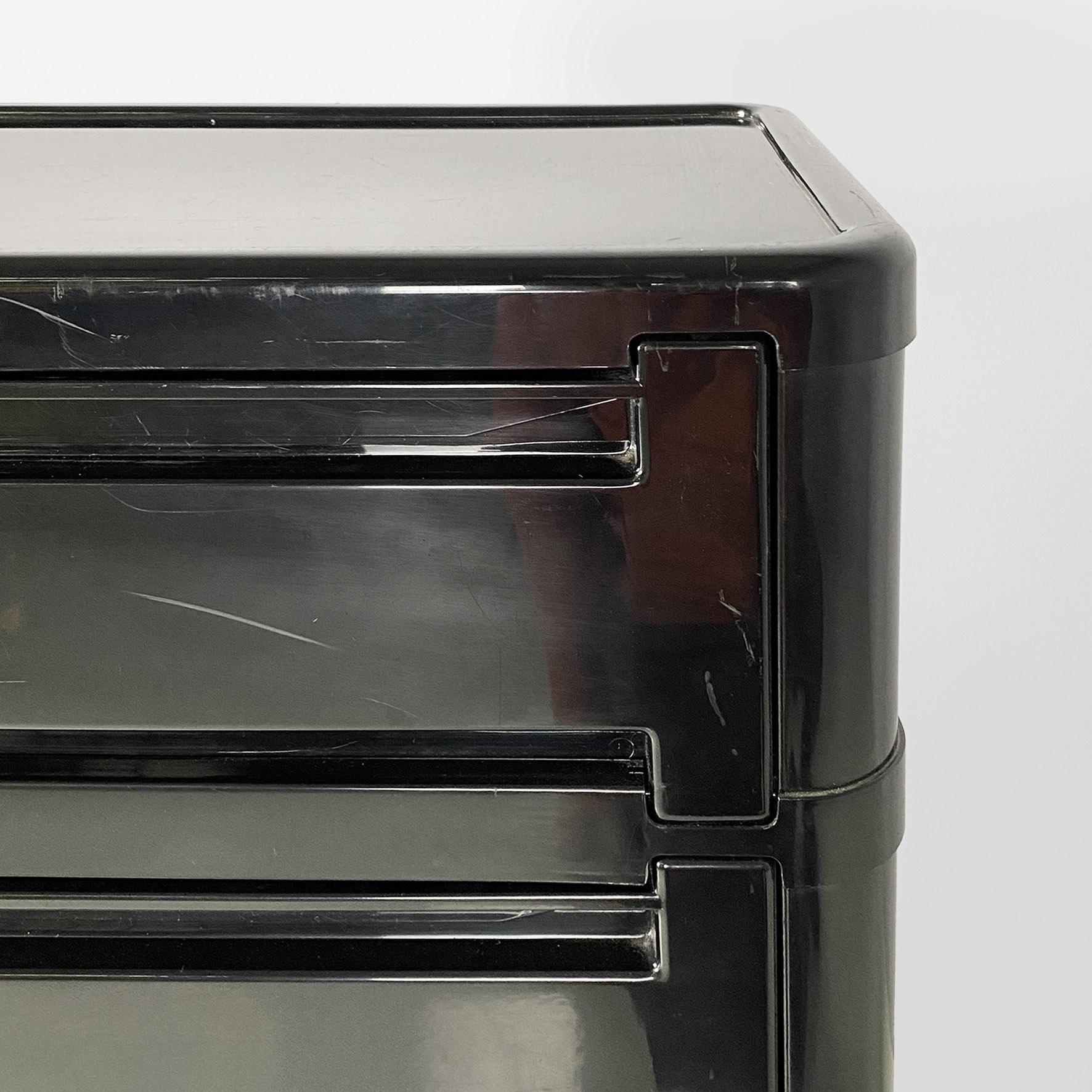 Italian modern modular chest of drawer 4964 by Olaf Von Bohr for Kartell, 1970s For Sale 5