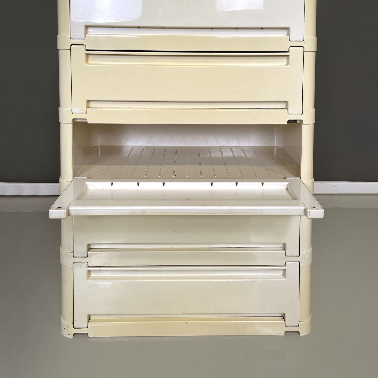 Italian modern modular chest of drawer 4964 by Olaf Von Bohr for Kartell, 1970s For Sale 10