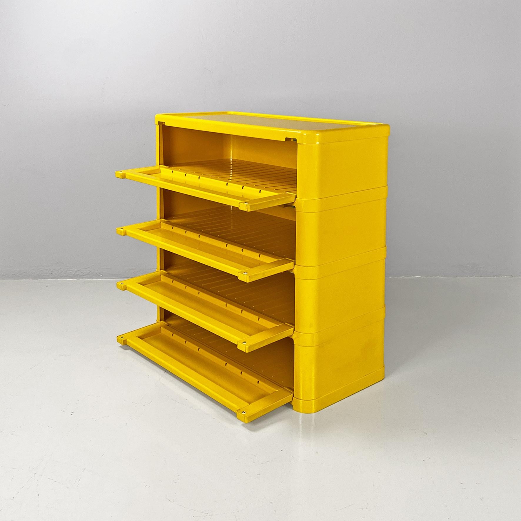 Italian Commode modulaire moderne italienne 4964 par Olaf Von Bohr pour Kartell, 1970