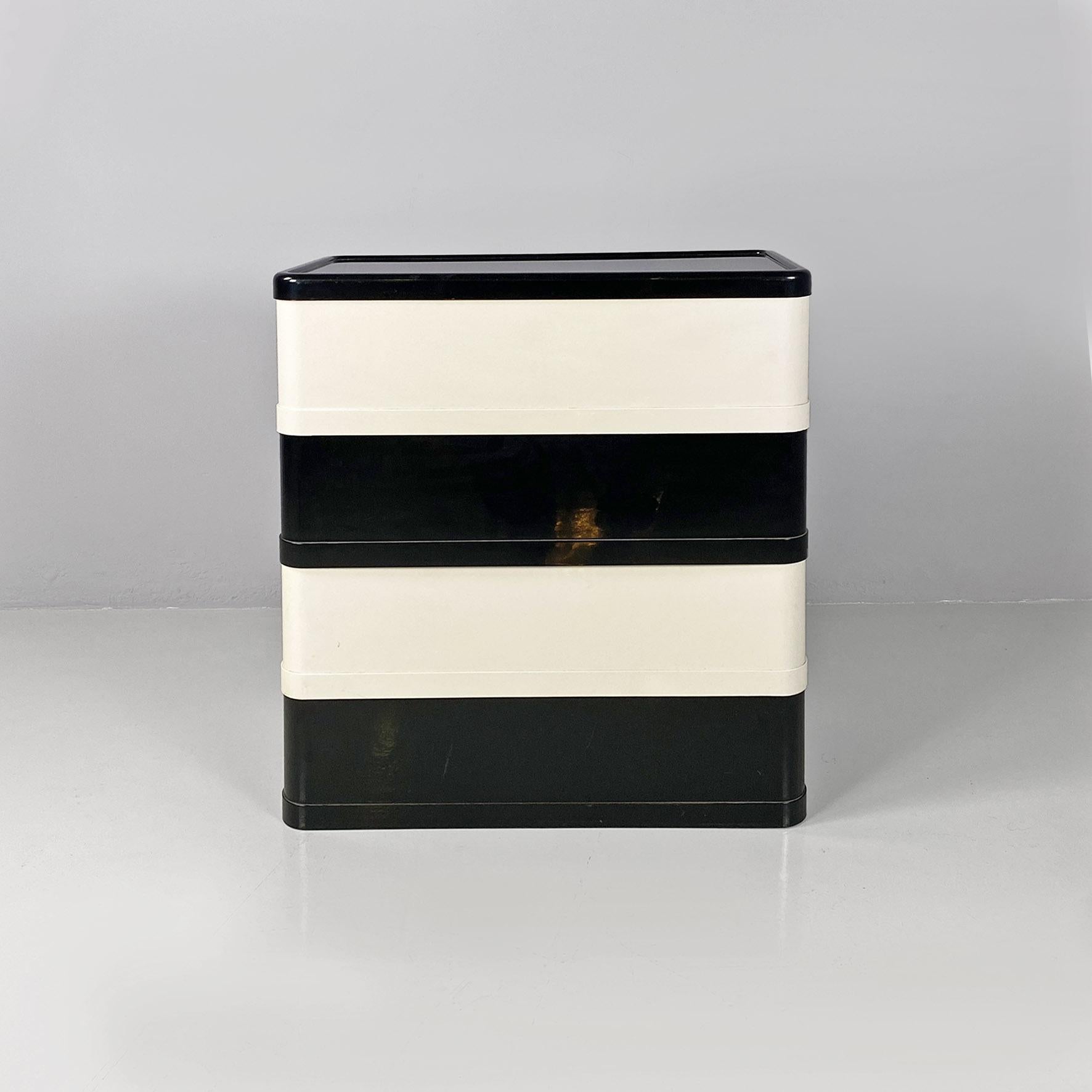 Metal Italian modern modular chest of drawer 4964 by Olaf Von Bohr for Kartell, 1970s