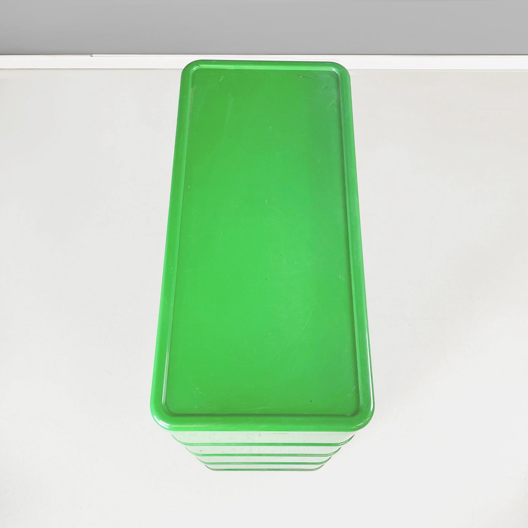 Plastique Commode modulaire moderne italienne verte 4964 d'Olaf von Bohr Kartell, 1970