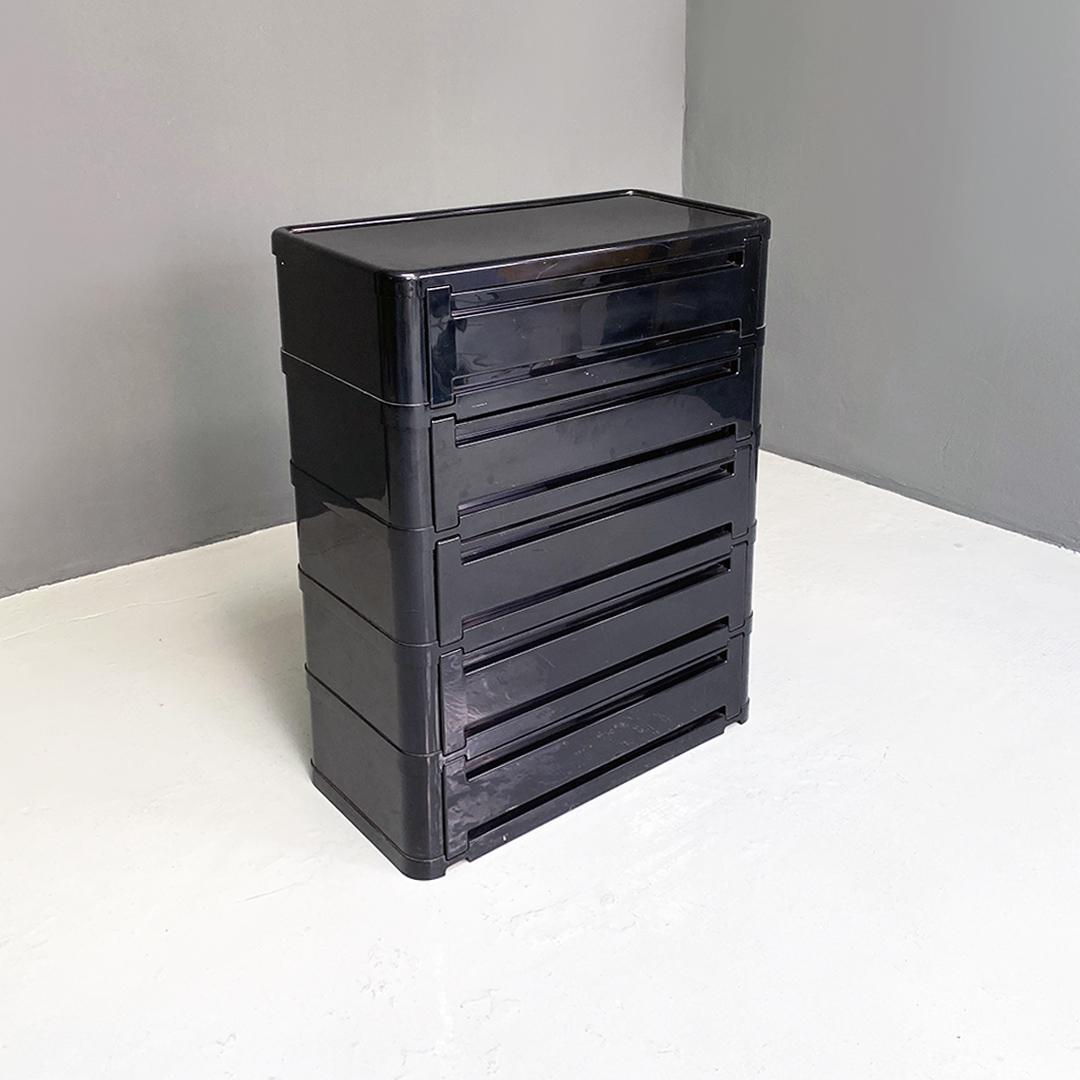 Italian Modern Modular Chest of Drawers/Shoe Rack, Olaf von Bohr, Kartell, 1970s In Good Condition In MIlano, IT
