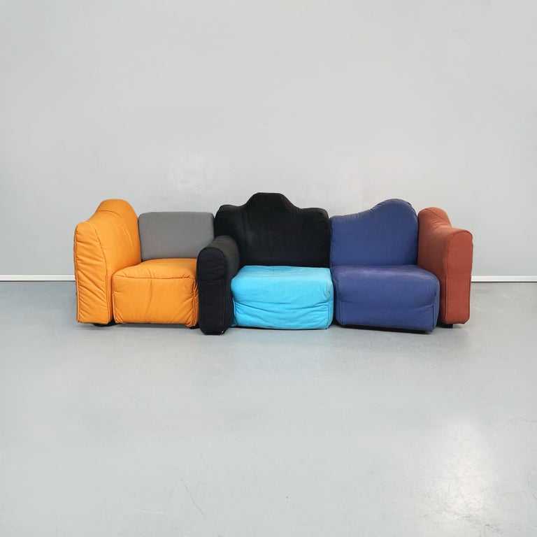 Italian modern Modular sofa Cannaregio by Gaetano Pesce for Cassina, 1987
Sofa mod. Cannaregio composed of three modules that can be positioned as desired, joined or distant. The supporting structure of the sofa is made of plywood with polyurethane