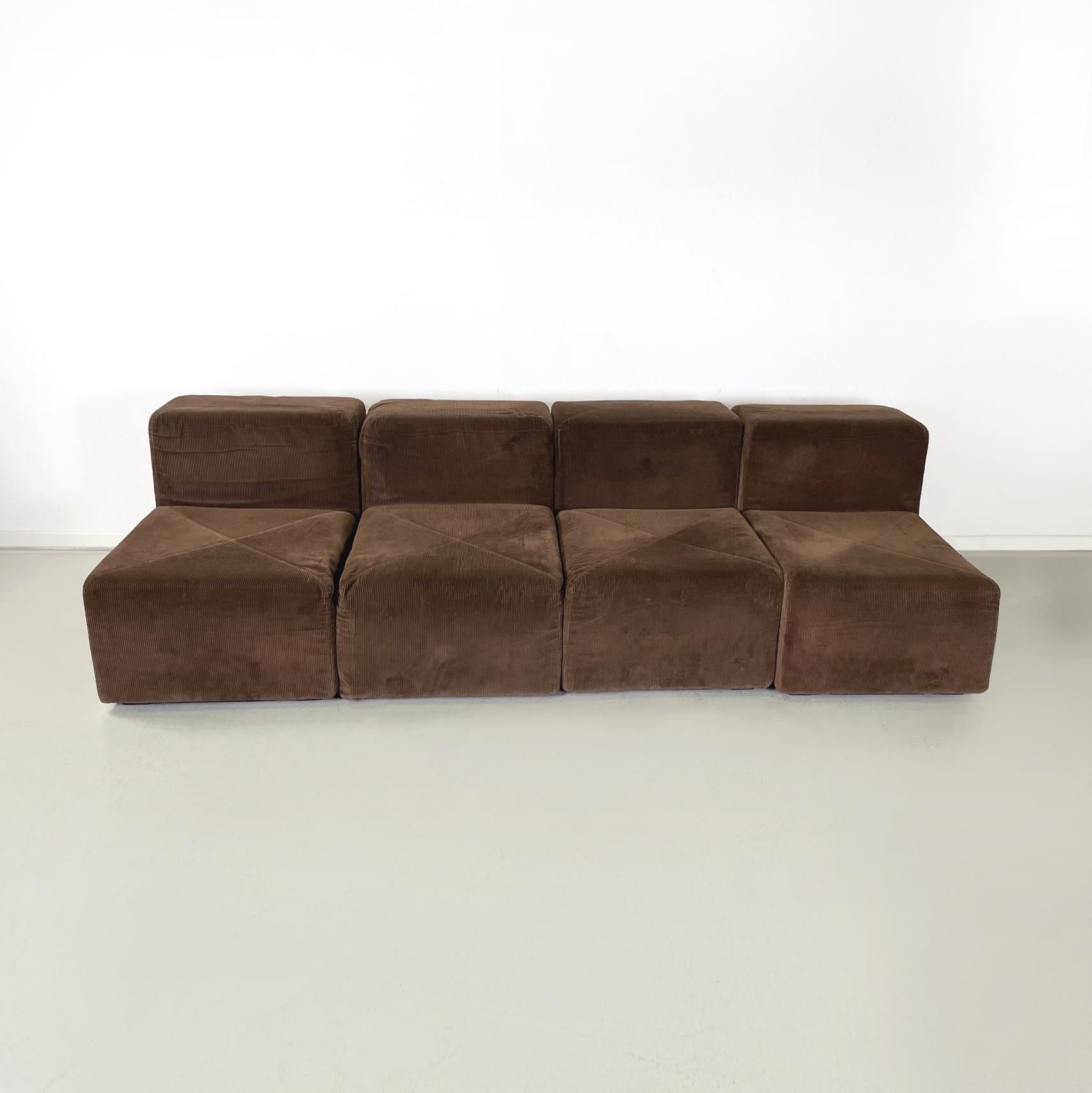 Italian modern Modular sofa Sistema 61 by Piretti for Anonima Castelli, 1970s In Fair Condition In MIlano, IT