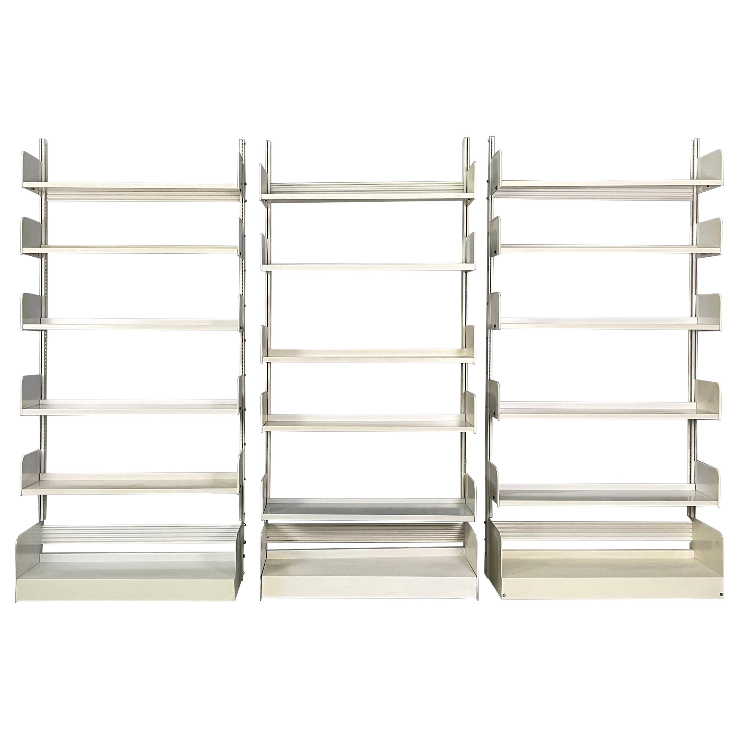 Italian modern modular white bookcase Congresso by Lips Vago, 1970s