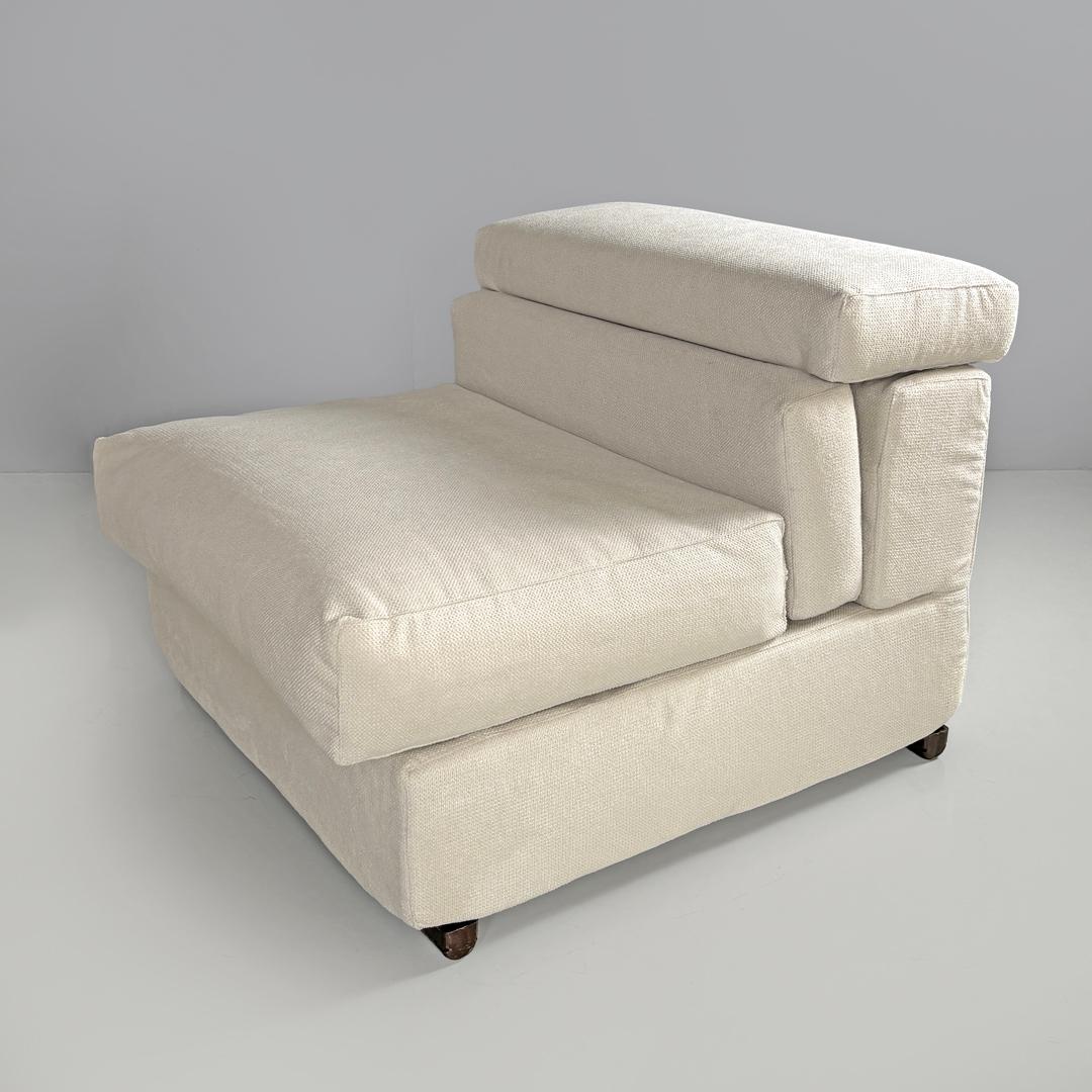 Italian modern modular white sofa Erasmo by Afra and Tobia Scarpa for B&B, 1970s For Sale 4