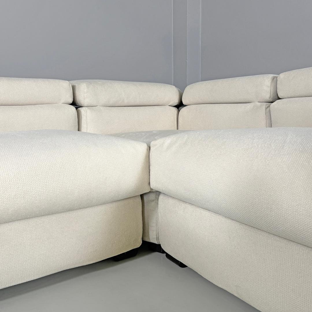 Italian modern modular white sofa Erasmo by Afra and Tobia Scarpa for B&B, 1970s For Sale 13