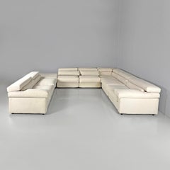 Italian modern modular white sofa Erasmo by Afra and Tobia Scarpa for B&B, 1970s
