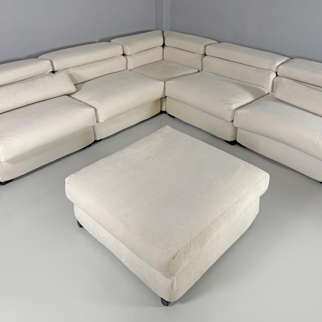 Italian modern modular white sofa Erasmo by Afra and Tobia Scarpa for B&B, 1970s For Sale 3