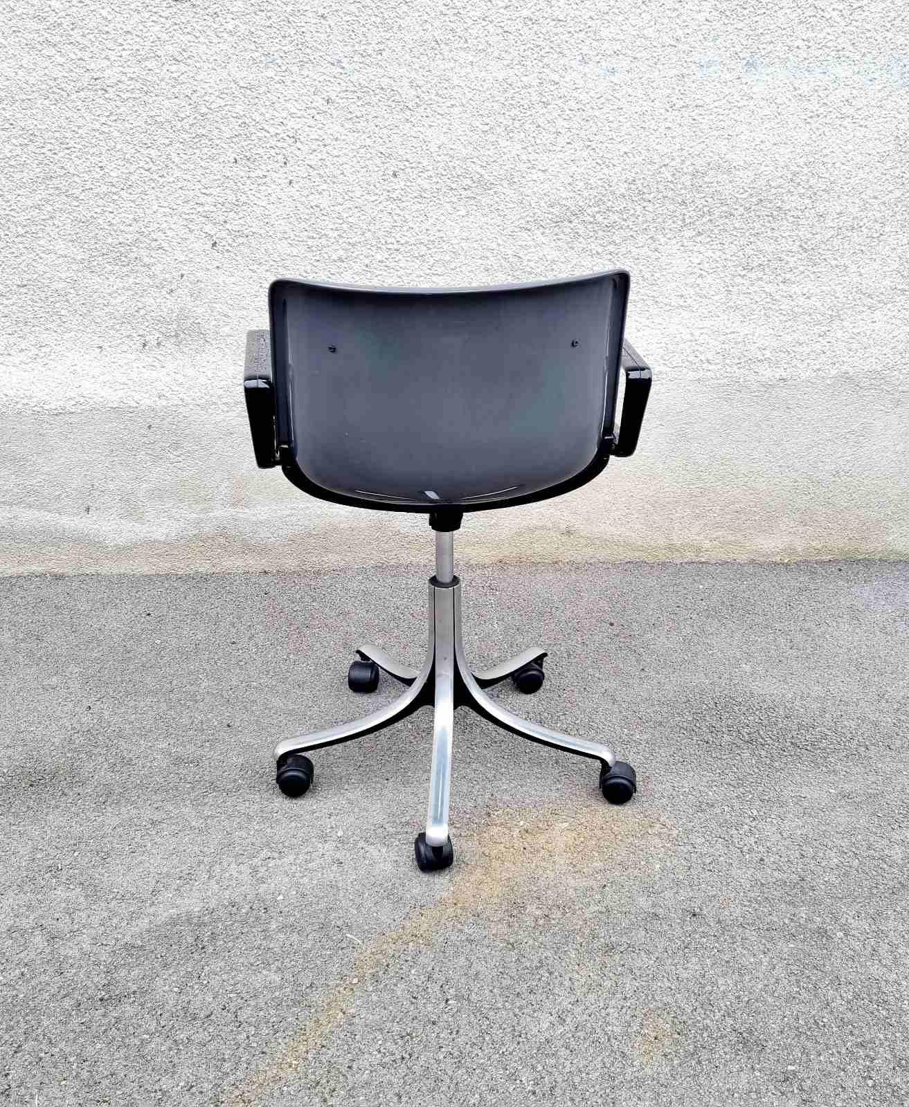 Italian Modern Modus Chair by Osvaldo Borsani for Tecno, Italy 60s For Sale 2