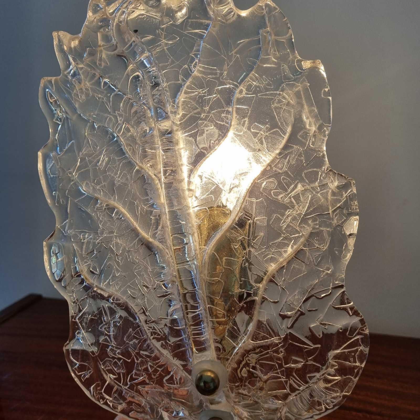 Lámpara de sobremesa italiana moderna de cristal de Murano, Italia años 70 en venta 4