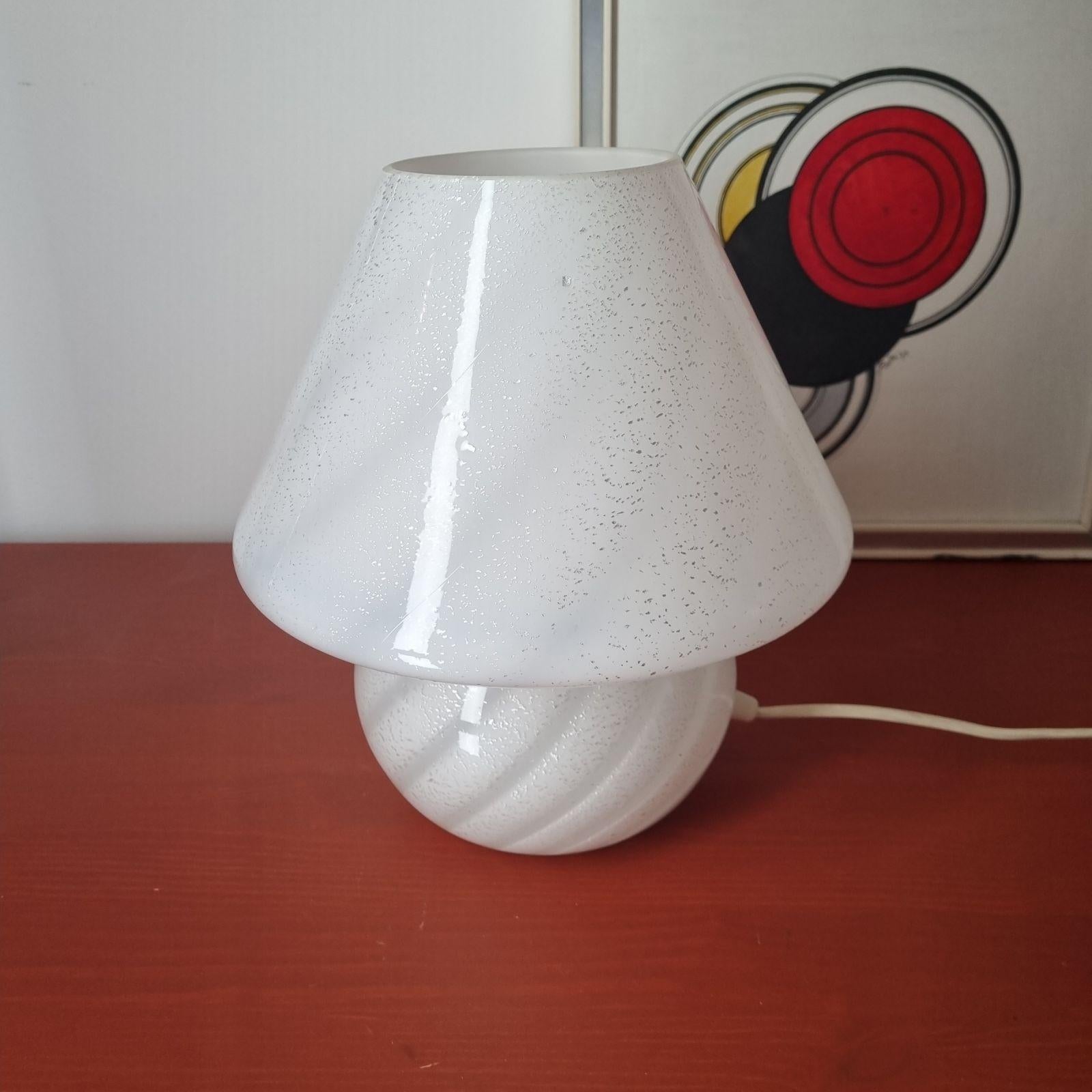 Italian Modern Murano Glass Mushroom Table Lamp, Italy 80s For Sale 4