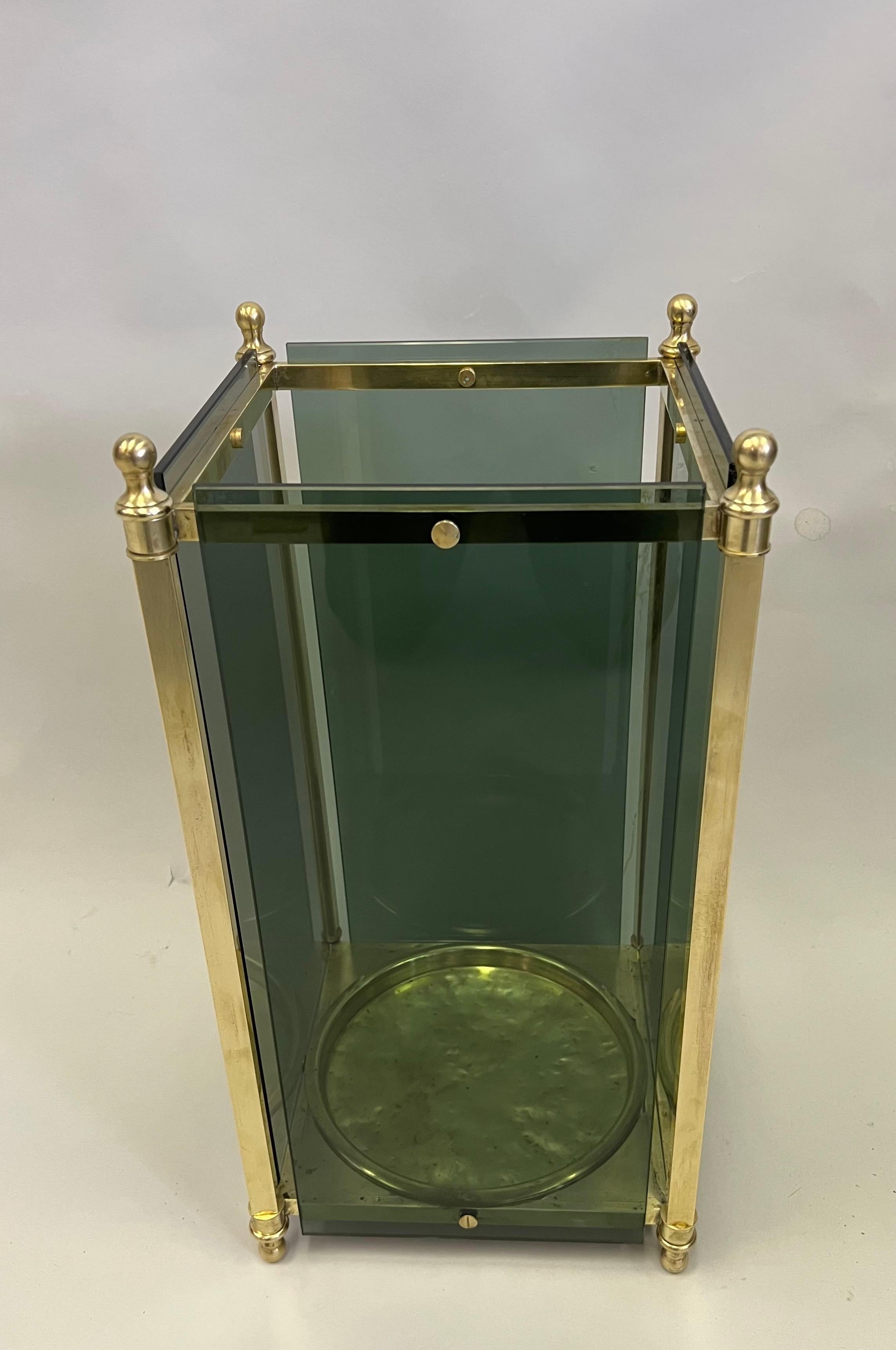 20th Century Italian Modern Neoclassical Brass & Green Glass Umbrella Stand by Fontana Arte For Sale