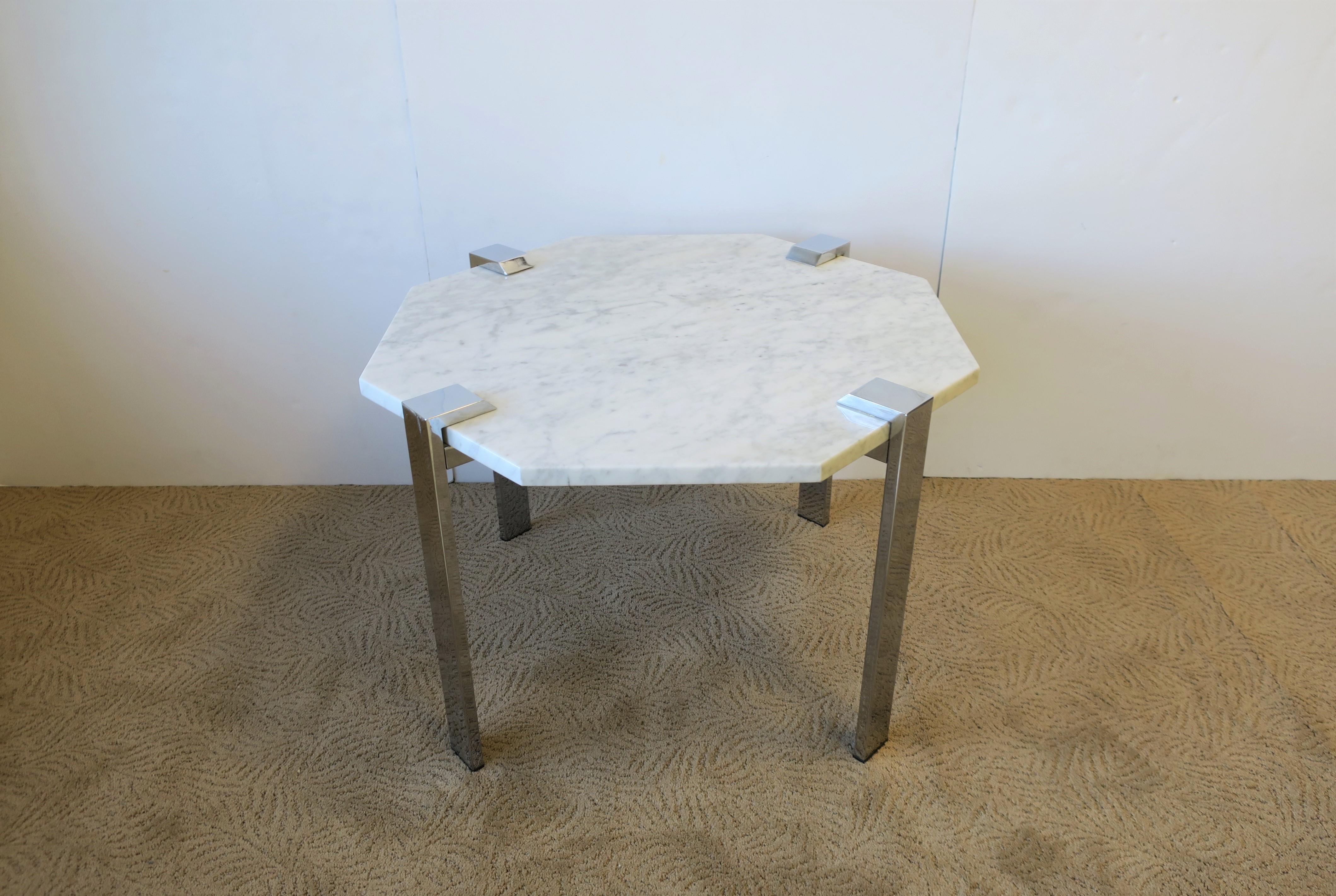 Italian Modern Octagonal Carrara White Marble and Chrome Table, 1970s  For Sale 7