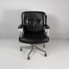 Italian modern office armchair in black leather and metal, 1980s
