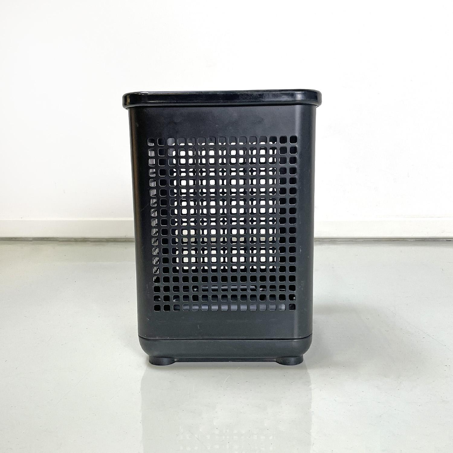 Late 20th Century Italian modern office bins in black metal and plastic by Neolt, 1980s For Sale