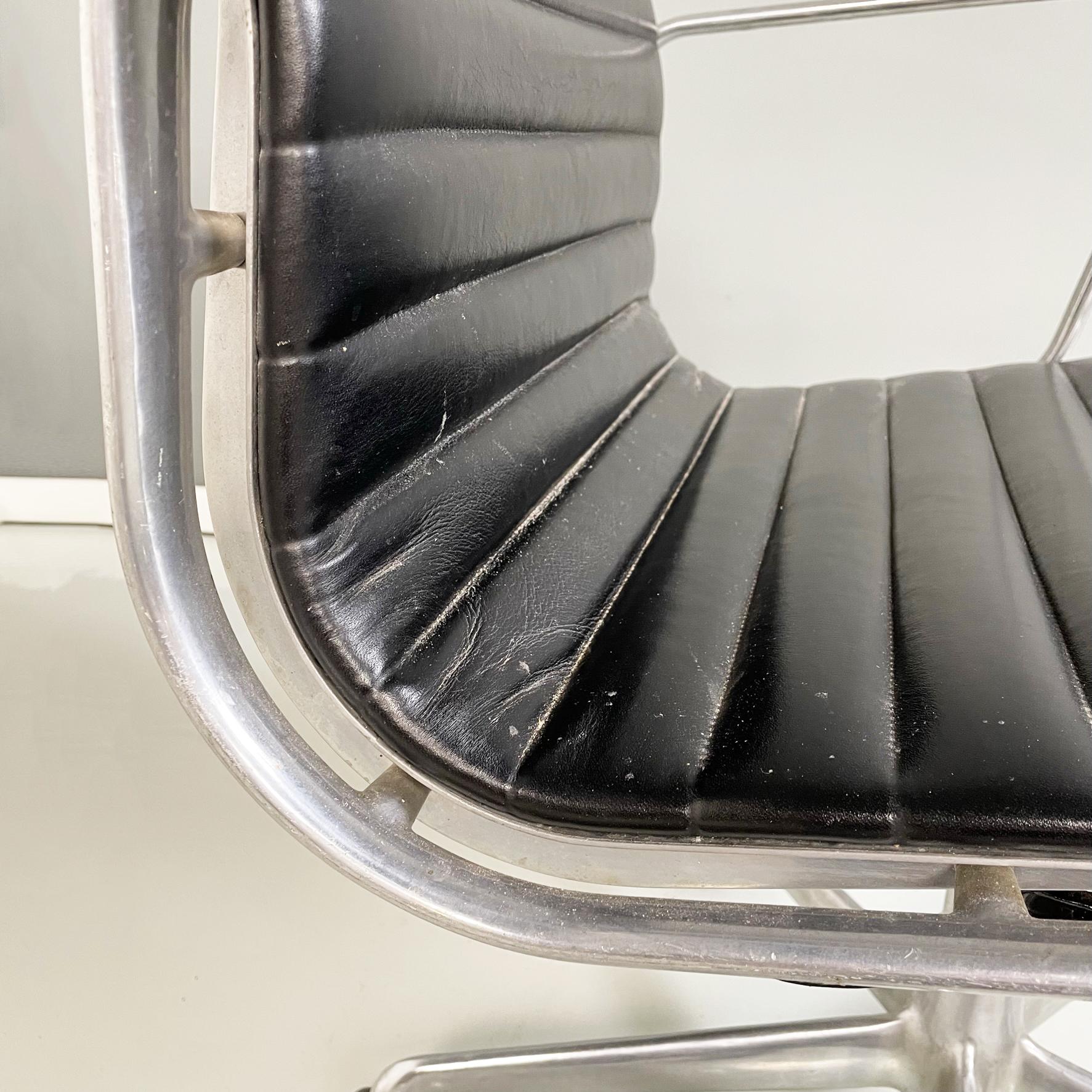 Italian Modern Office Chair Ea-117 Aluminum Group by Charles Ray Eames ICF, 1970 9