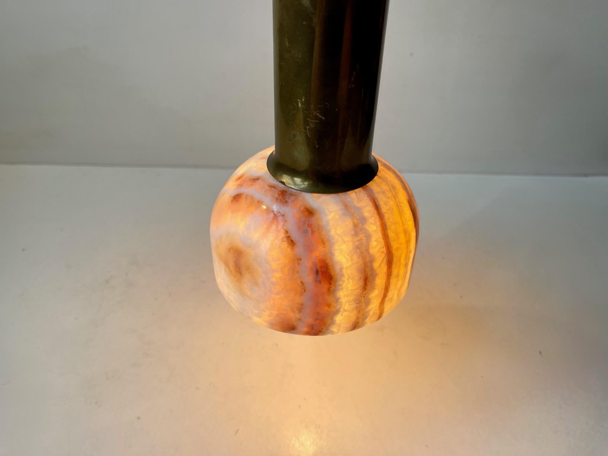 Italian Modern Onyx Marble and Brass Small Hanging Lamp, 1970s For Sale 1