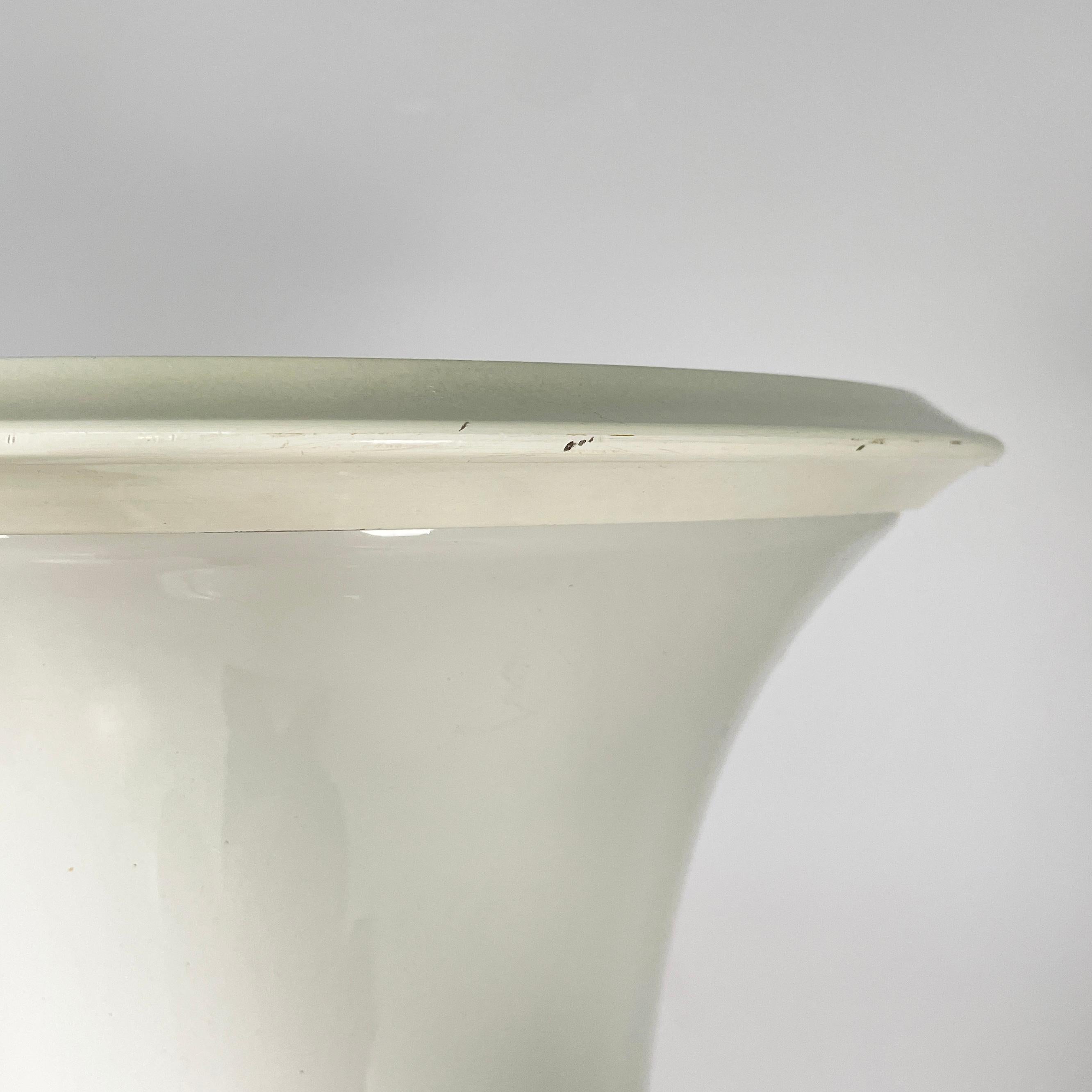 Lámpara de pie italiana moderna de cristal opalino Bambú de Enrico Tronconi, años 80 en venta 6