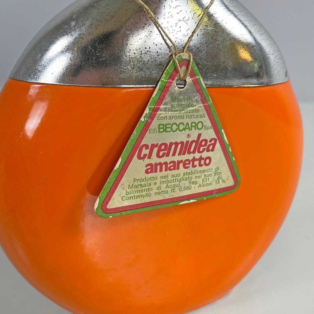 Italian modern orange and silver bottle Cremidea Amaretto by F.lli Beccaro 1970s 10