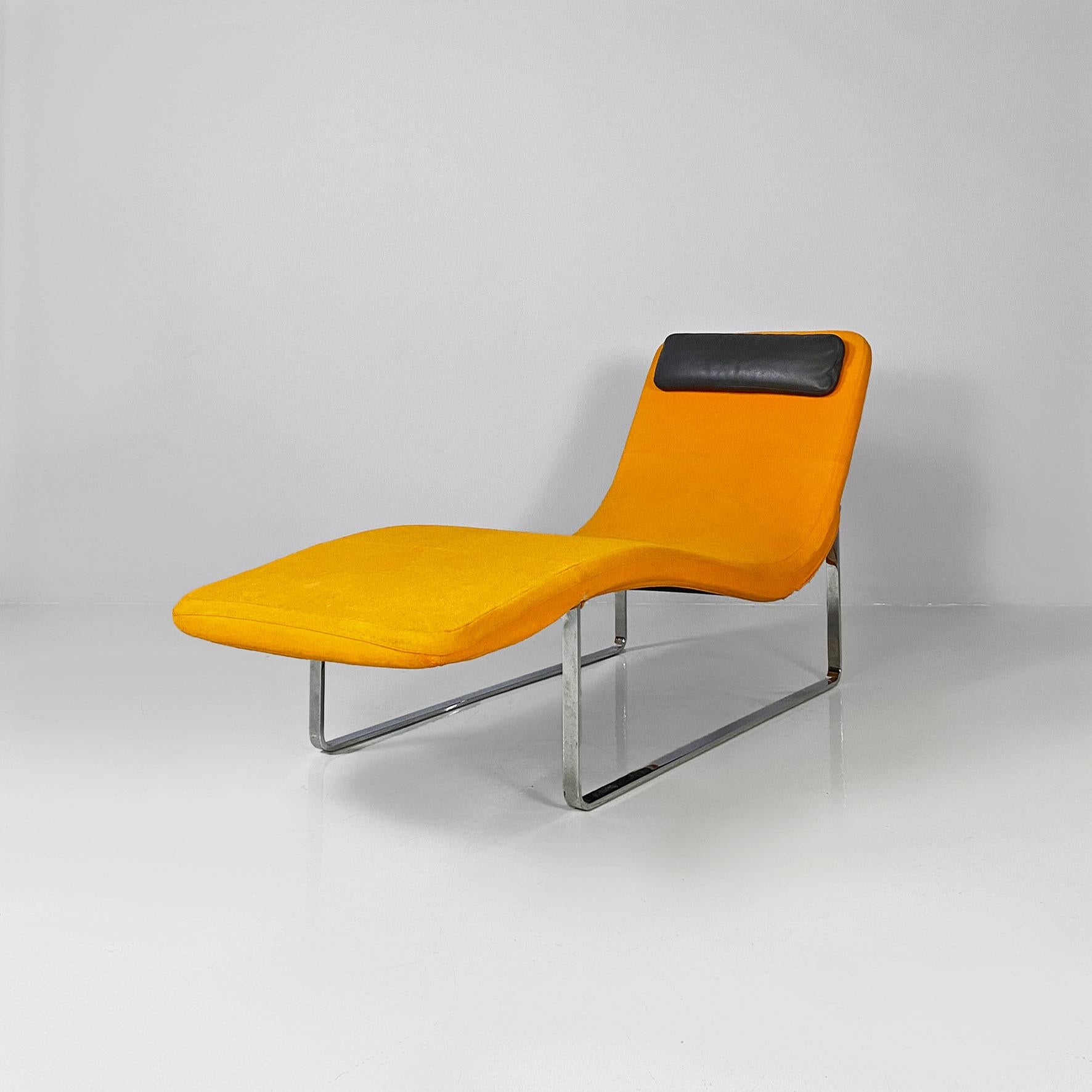 Moderno Chaise lounge moderna italiana Landscape arancione, Jeffrey Bernett, B&B Italia, 1999 in vendita