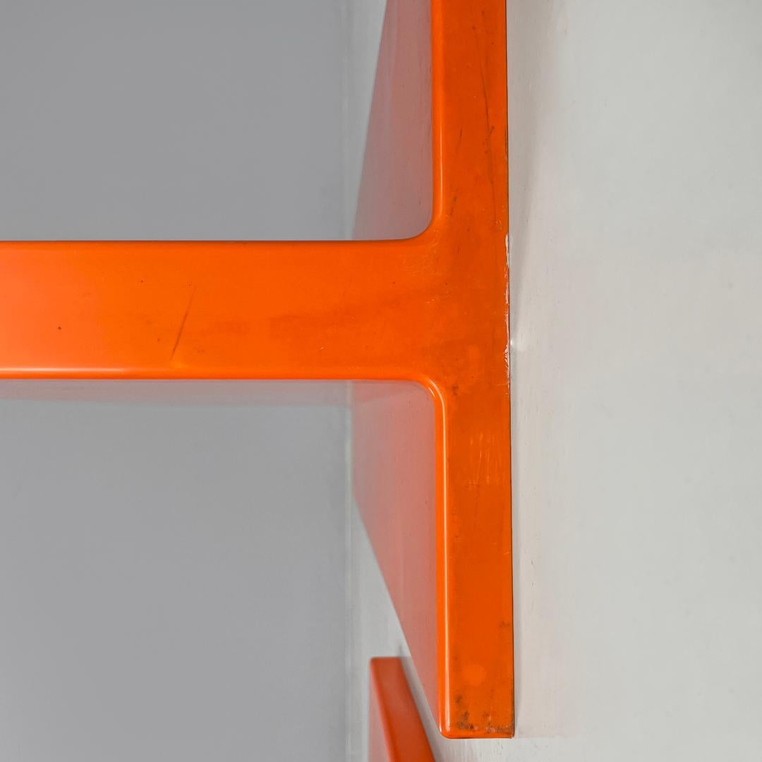Italian modern orange plastic shelves by Marcello Siard for Kartell, 1970s For Sale 7