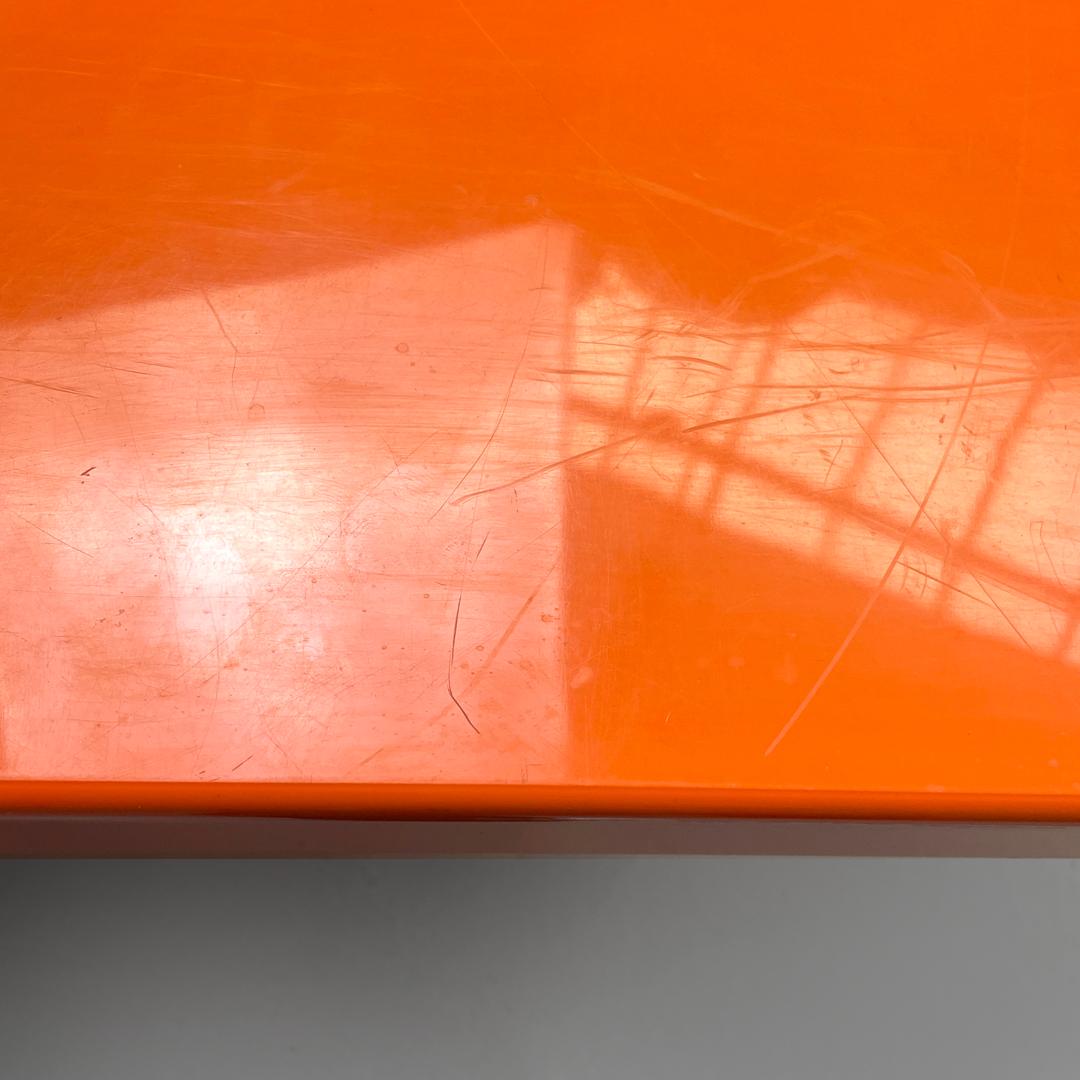 Italian modern orange plastic shelves by Marcello Siard for Kartell, 1970s For Sale 9