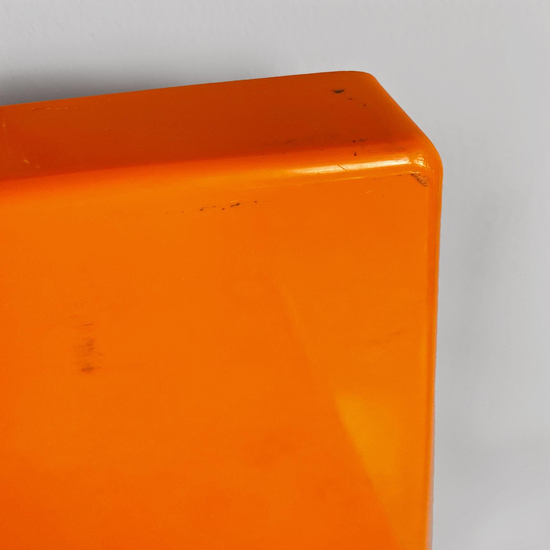 Estantería moderna italiana de plástico naranja de Marcello Siard para Kartell, años 70 Plástico en venta